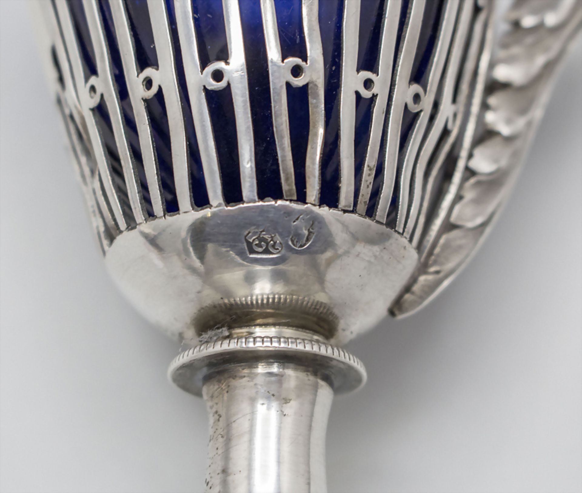 Empire Senftopf / Une moutardiere / A silver Empire mustard pot, Paris, 1798-1809 - Bild 6 aus 9