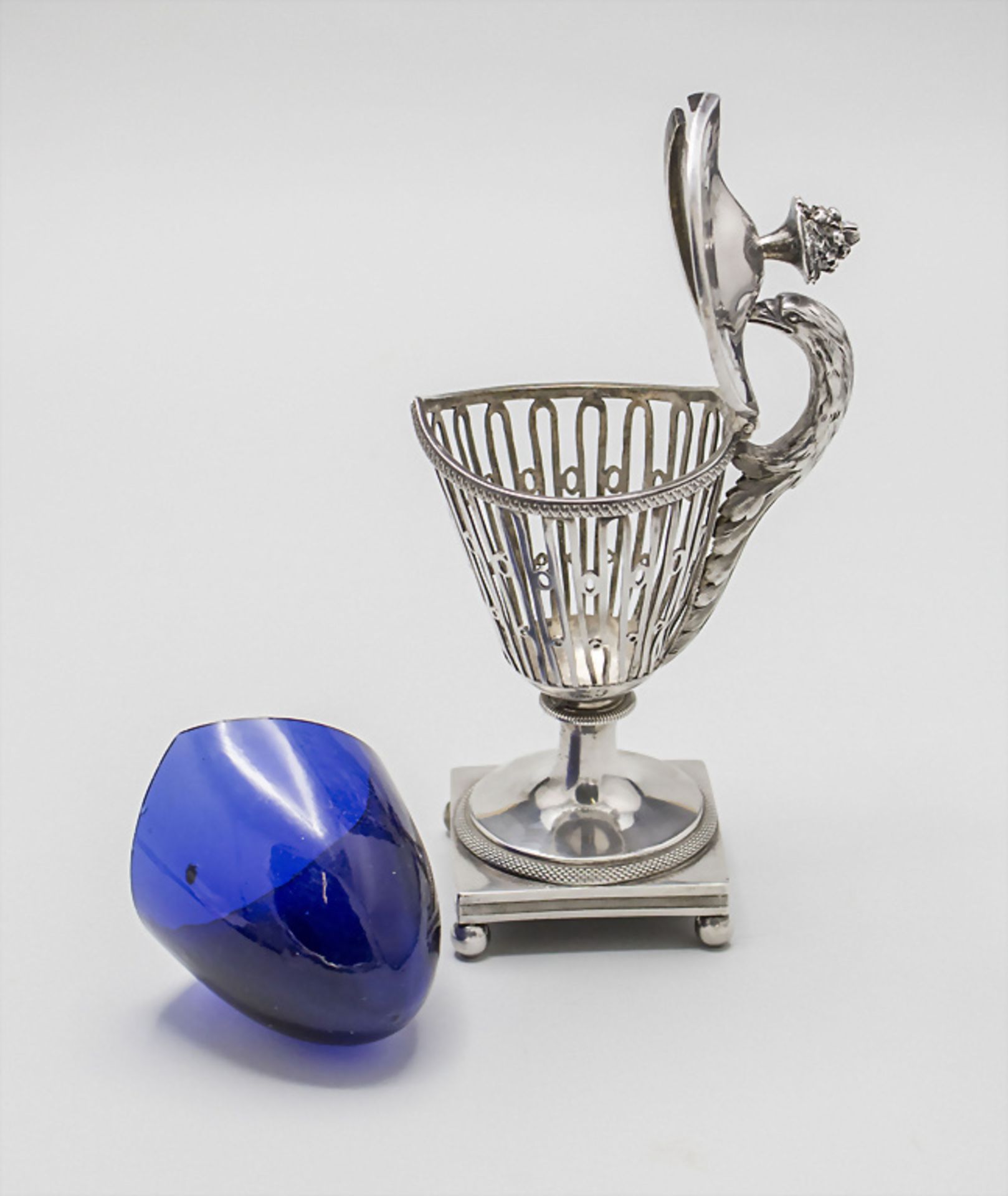 Empire Senftopf / Une moutardiere / A silver Empire mustard pot, Paris, 1798-1809 - Bild 5 aus 9