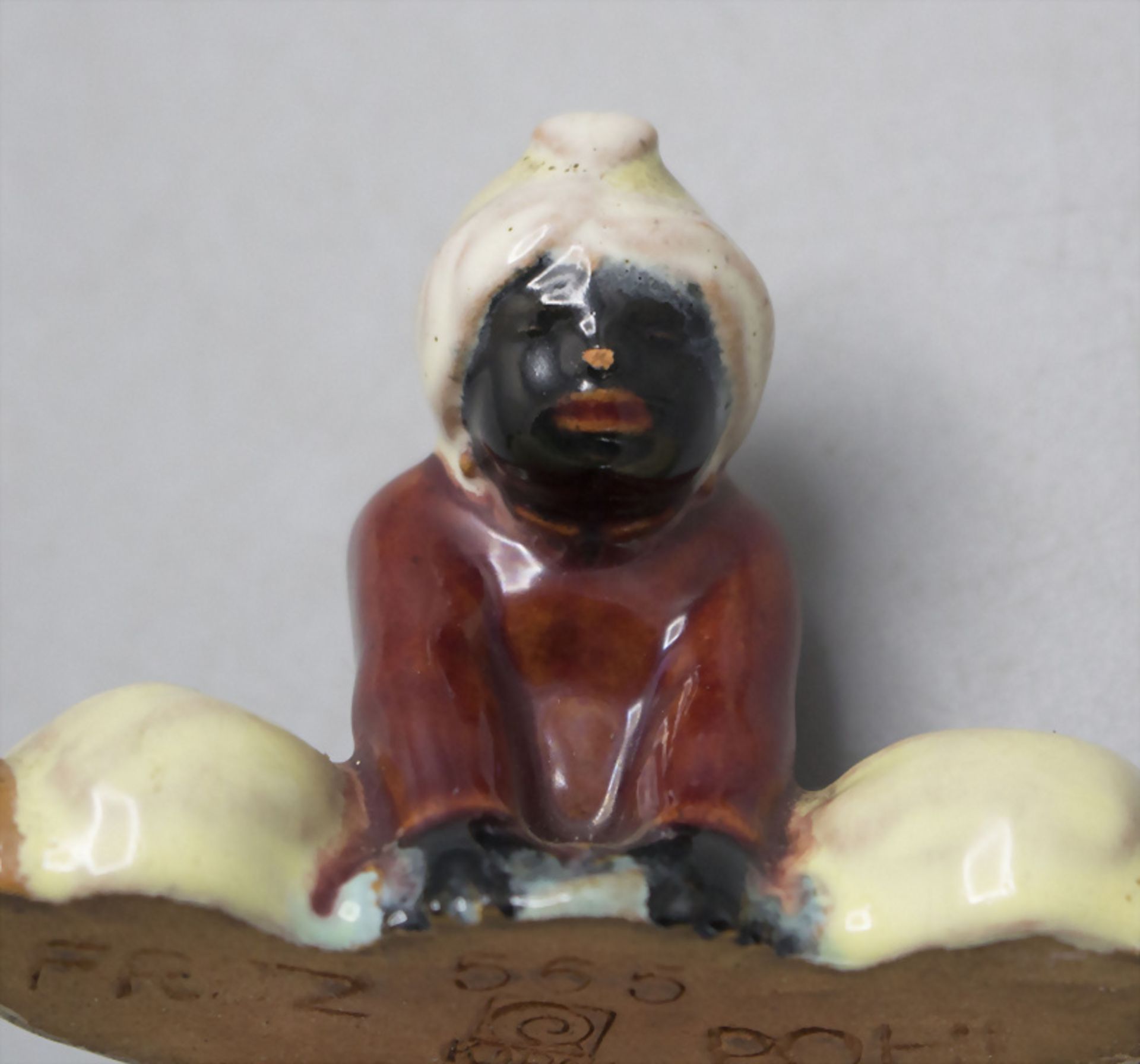 Keramik-Figur 'kleiner Mohr' / A ceramic figur of a blackamoor, Fritz Pohl für Werkstätte ... - Image 5 of 5