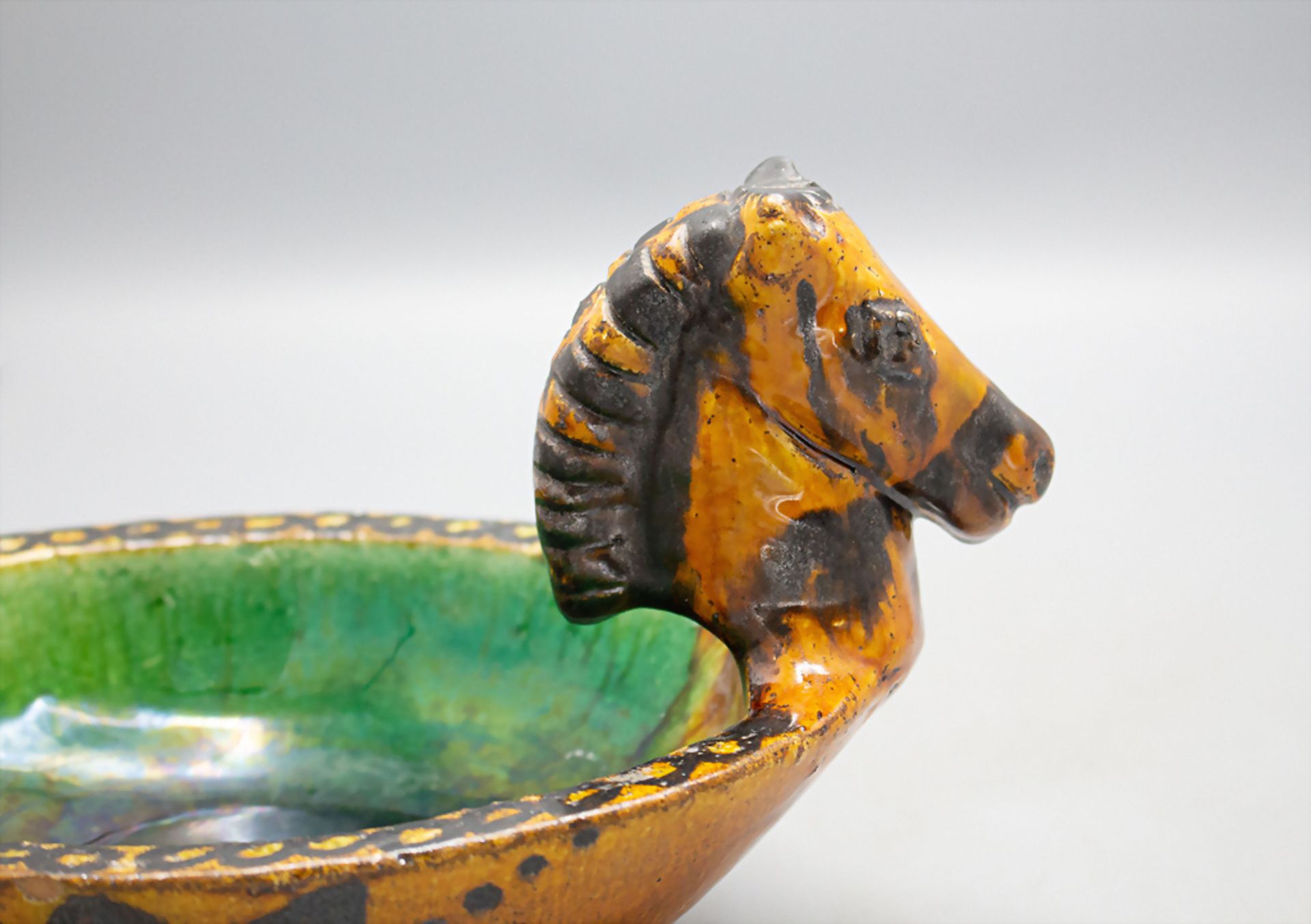 Künstlerkeramik 'Pferdeschale' / An artist ceramic 'horse bowl', wohl deutsch um 1930 - Bild 4 aus 5