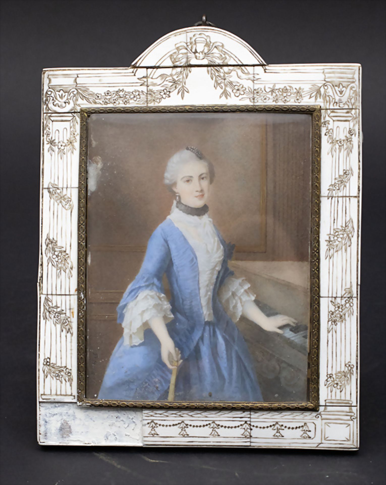 Miniatur Porträt einer Rokokodame am Klavier / A miniature portrait of a Rococo lady at the ...