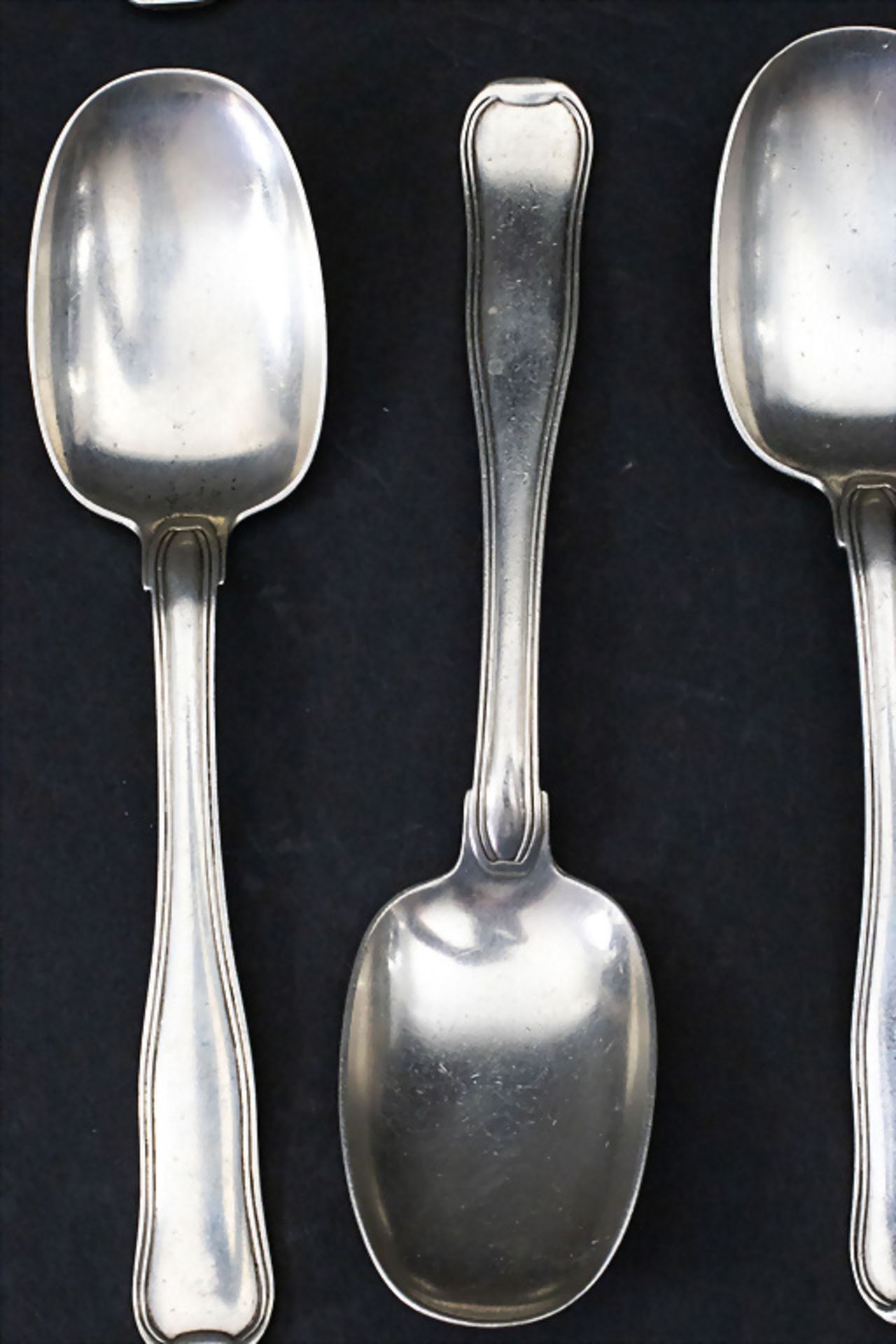 5 Kuchengabeln und 5 Dessertlöffel 'Old Danish' / 5 silver cake forks and 5 silver dessert ... - Image 4 of 6