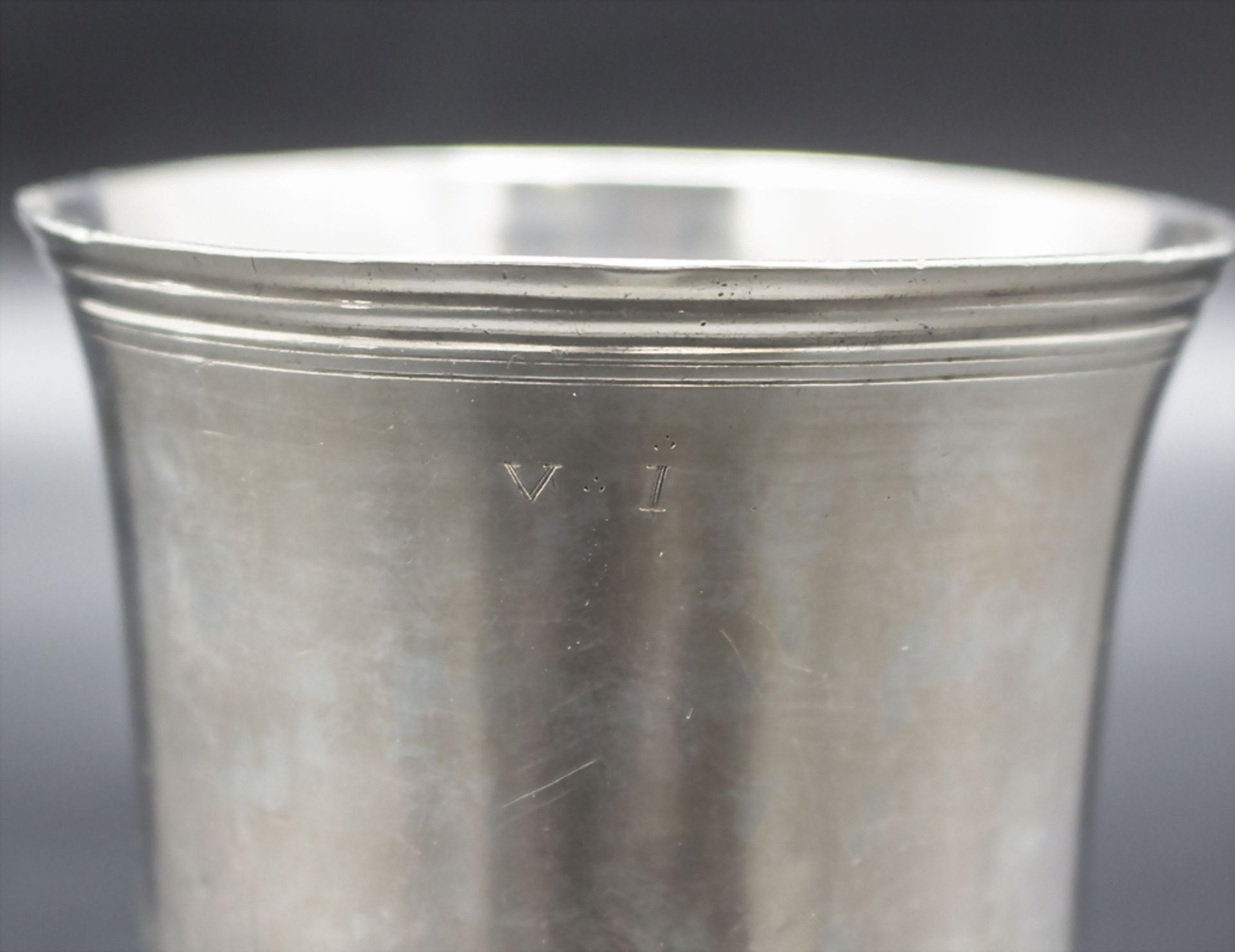 Louis XV Becher / A silver beaker, Henry Lemaine, Vitry le Francois, 1748-1750 - Image 2 of 3