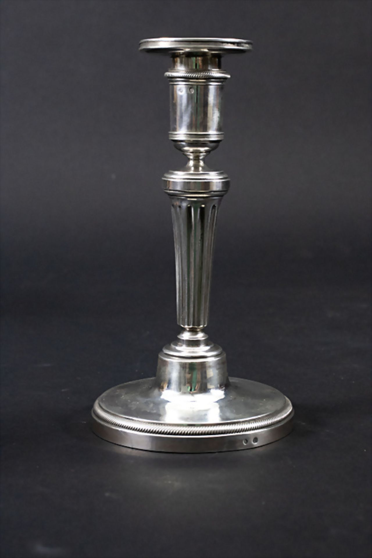 Louis Seize Reiseleuchter /  A silver travel candle holder, Jean Pierre Charpenat, Paris, 1789