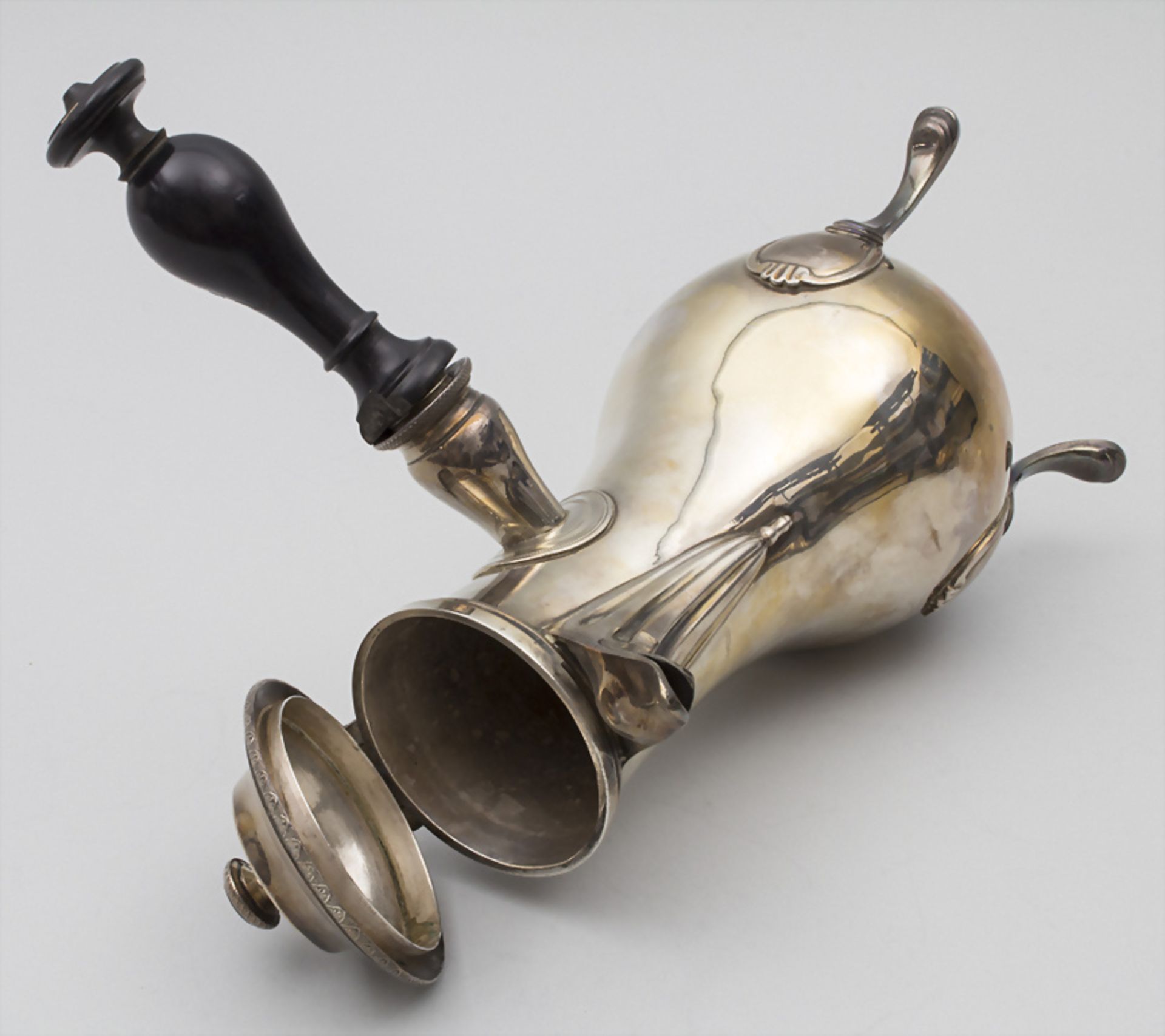 Cafetière / A silver coffee pot, Nicolas-Richard Masson, Paris, 1798-1809 - Image 3 of 12