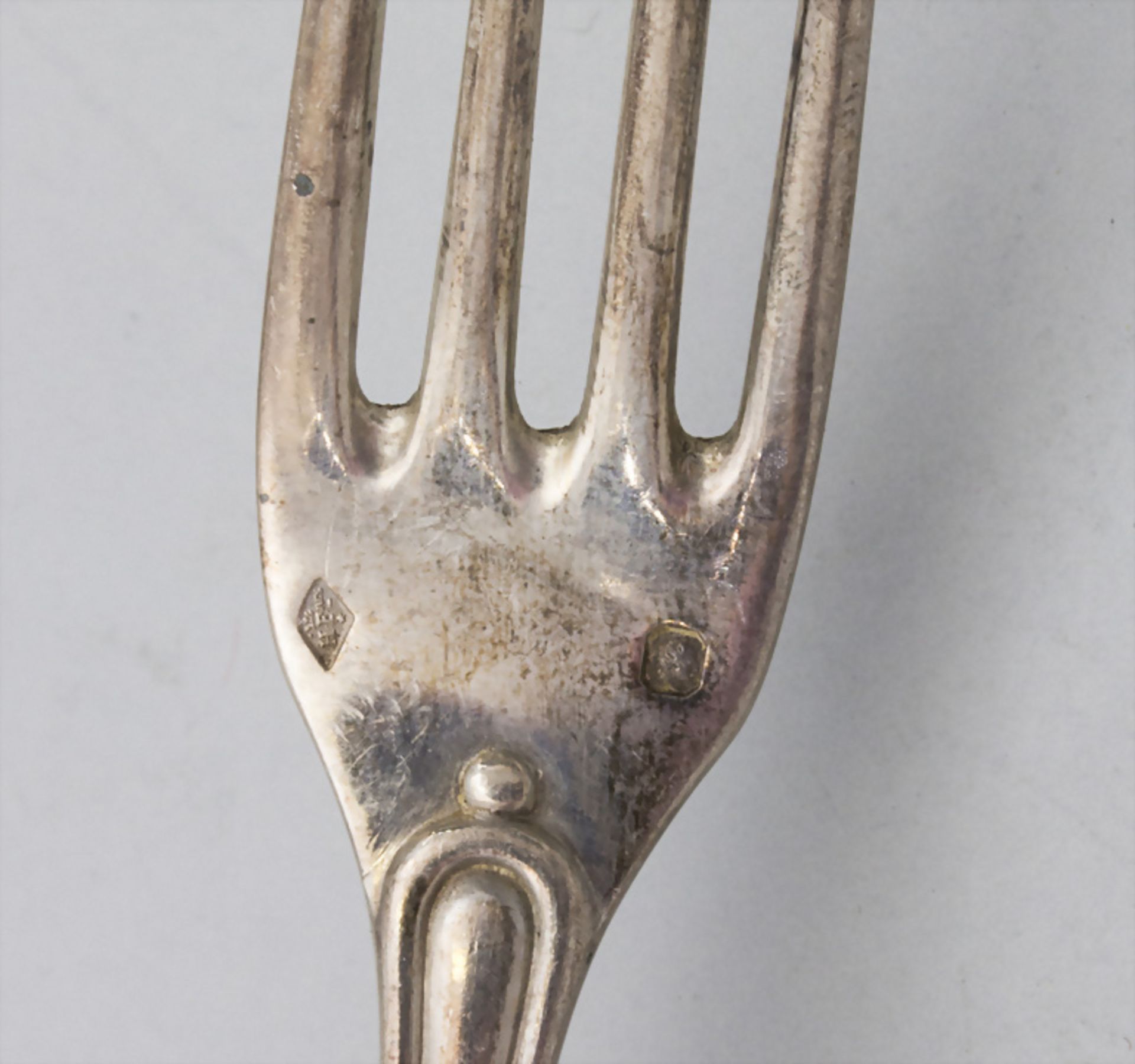 Silberbesteck 61 tlg. / A set of 61 pieces silver cutlery, Hènin Frères, Paris, 1865-1872 - Image 8 of 12