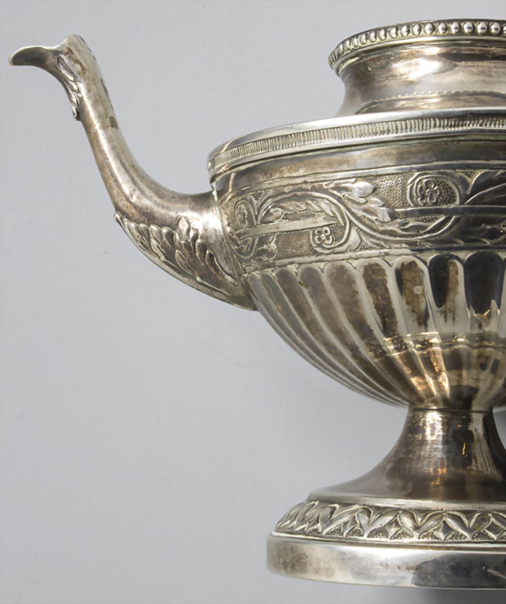 Klassizismus Teekanne / A Classicism silver tea pot, Johann Jakob Herman Grabe, Augsburg, 1800 - Bild 7 aus 10