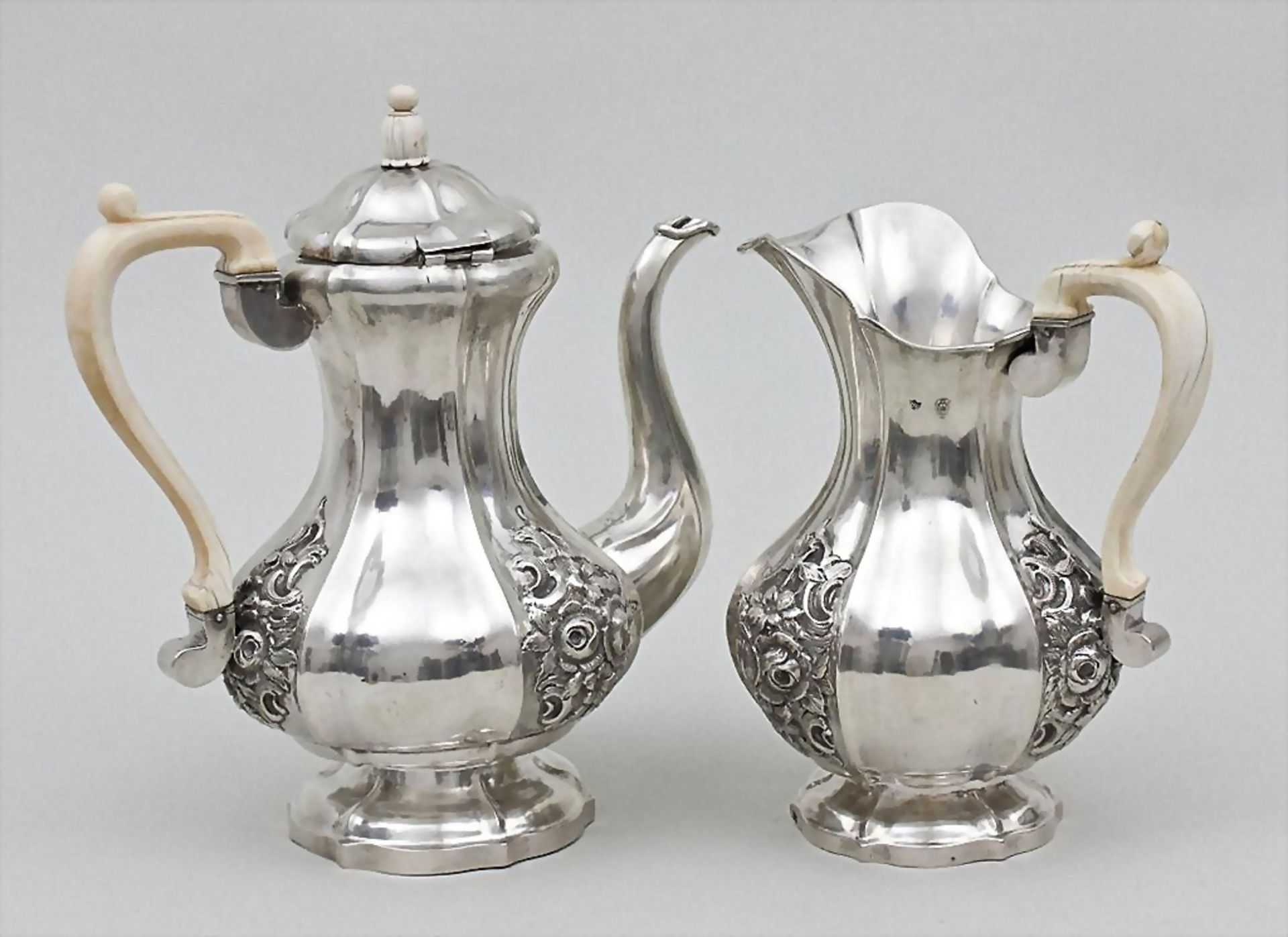 Mokkakanne und Milchkanne/Coffee Pot and Milk Jug, Wien/Vienna, 1851-52 - Image 2 of 3