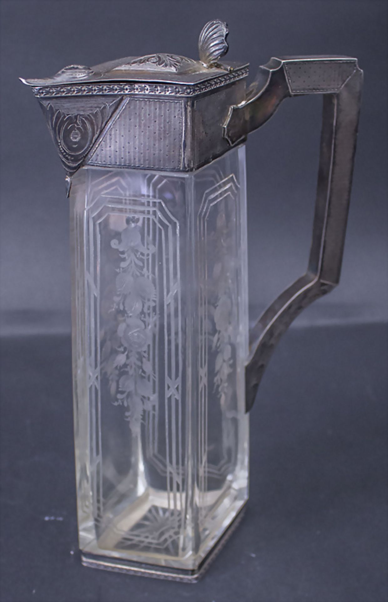 Kristallkaraffe / A cut glass decanter with silver mount, Antony Salomon, Paris, 1901-1902