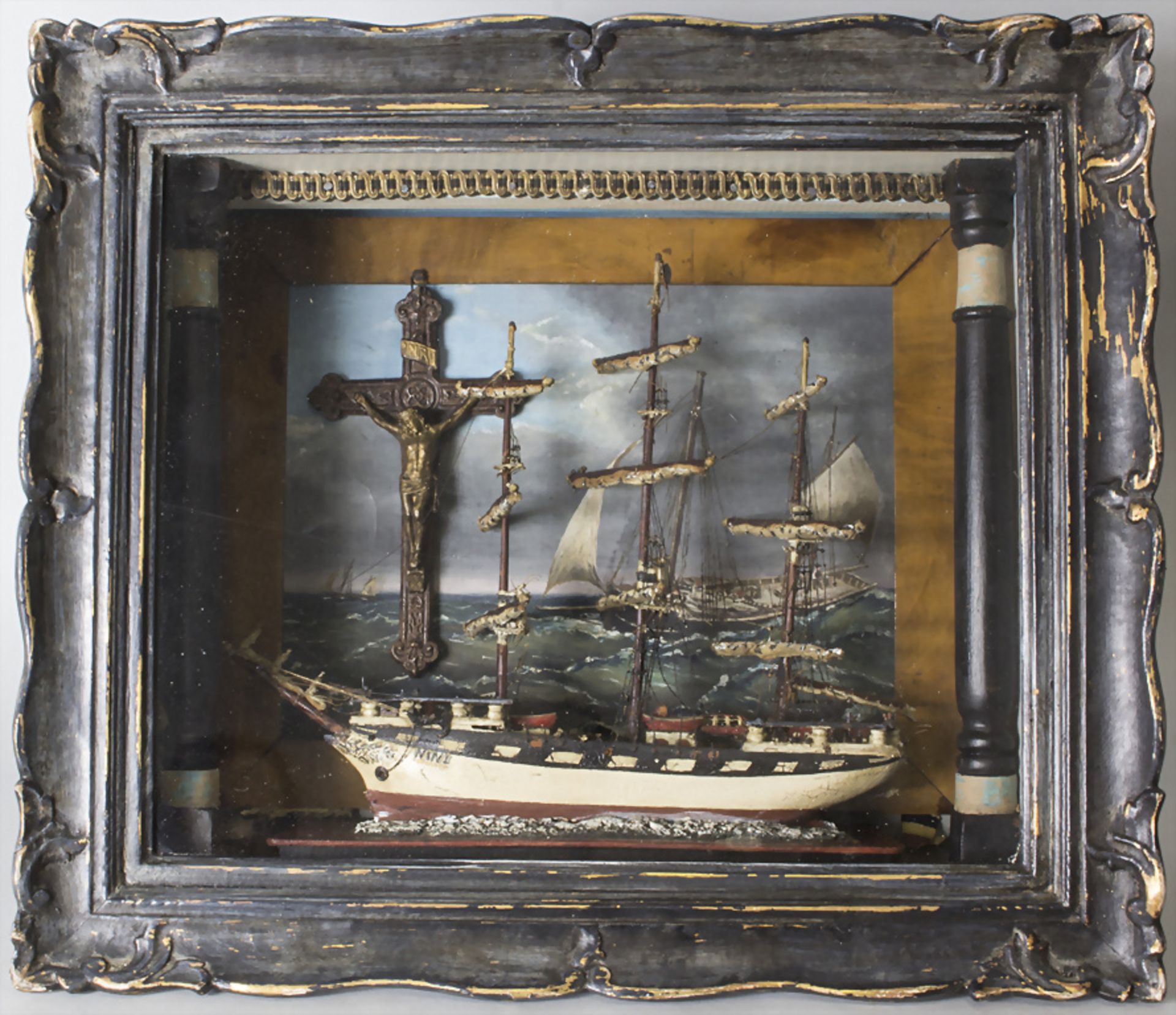 Maritimer Hausaltar mit Dreimastsegler / A maritime house altar with a three-masted sailor, 19. Jh. - Bild 2 aus 3