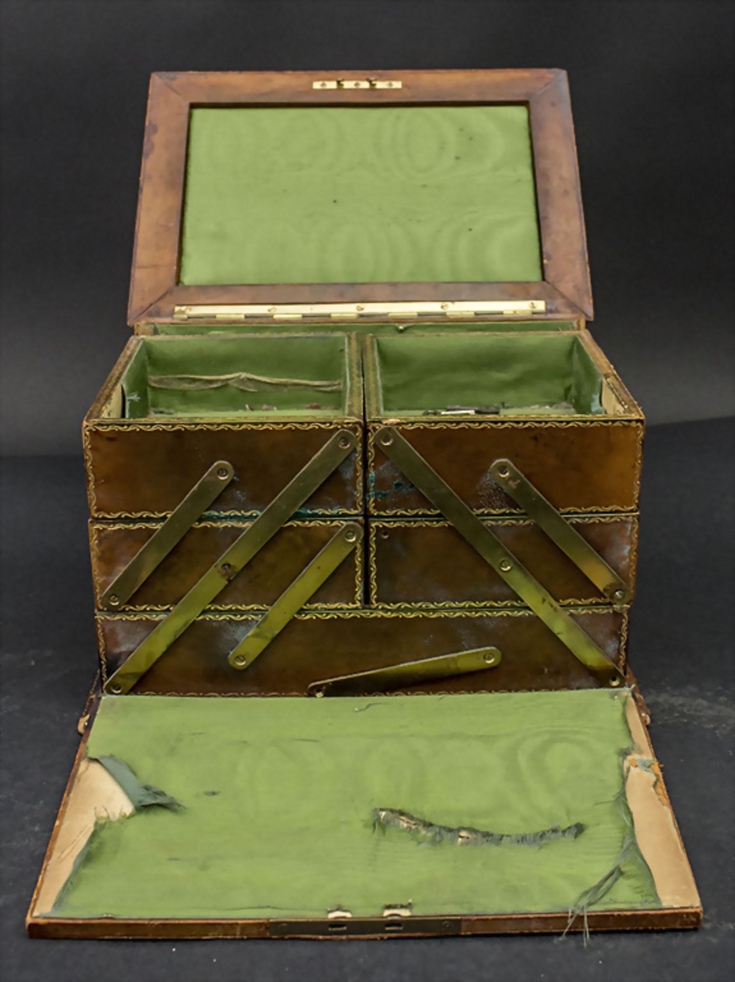 Jugendstil Nähkästchen / An Art Nouveau sewing box, um 1900 - Image 2 of 6