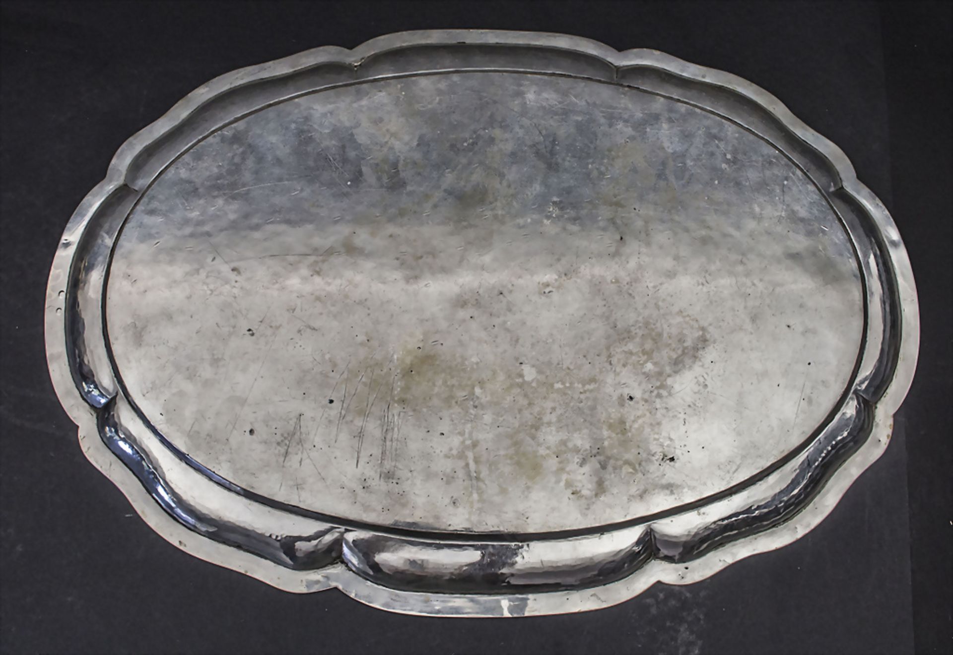 Silbertablett / A silver tray, Budapest, um 1900 - Image 2 of 3