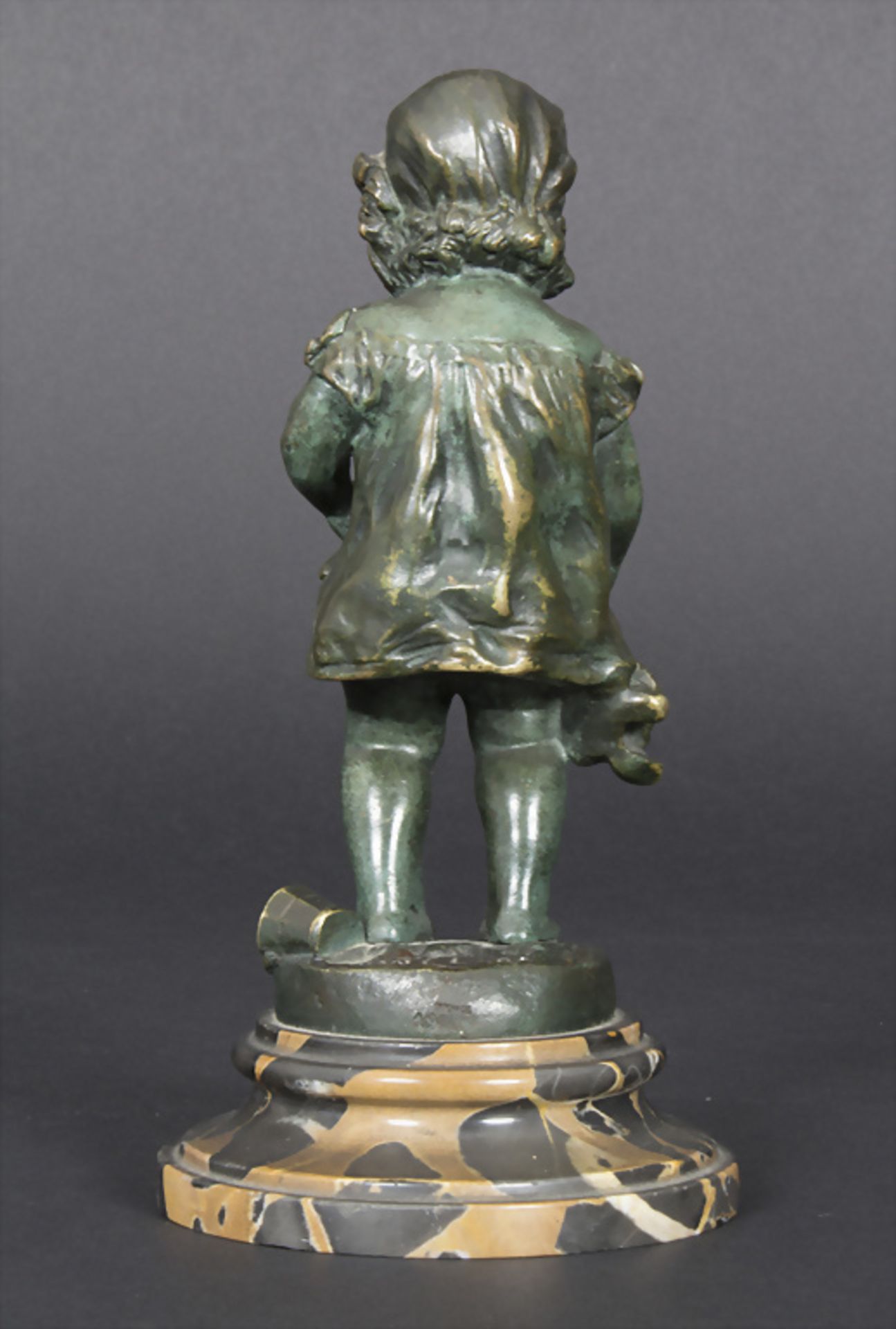 Bronzeskulptur 'Mädchen mit Puppe' / A bronze sculpture 'girl with doll', Juan CLARA AYATS ... - Image 3 of 6