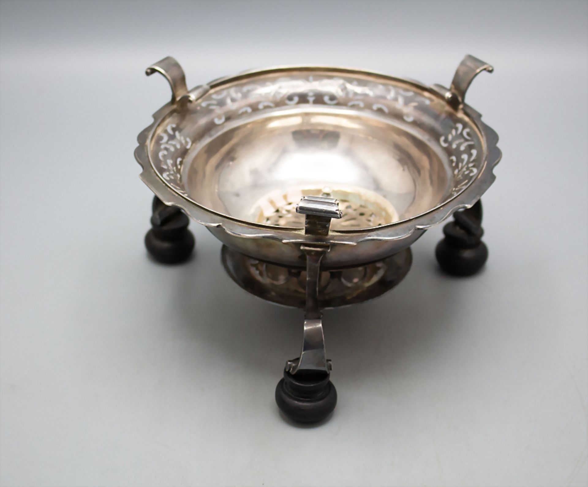 Rechaud / A silver rechaud, Mathias Corsin, Lille, 1768 - Bild 5 aus 8