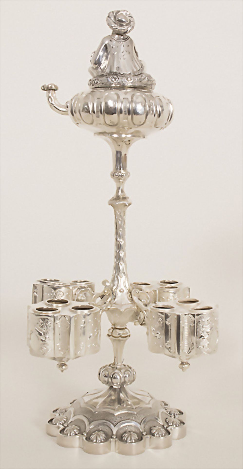 Zigarettenhalter mit Öllampe / A silver cigarette holder with an oil lamp, Debain, Paris, um 1860 - Image 2 of 9