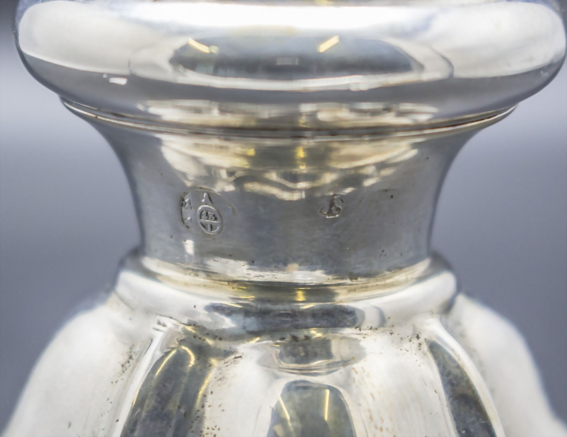 Zuckerstreuer / A silver sugar shaker, Wien, um 1845 - Image 5 of 5