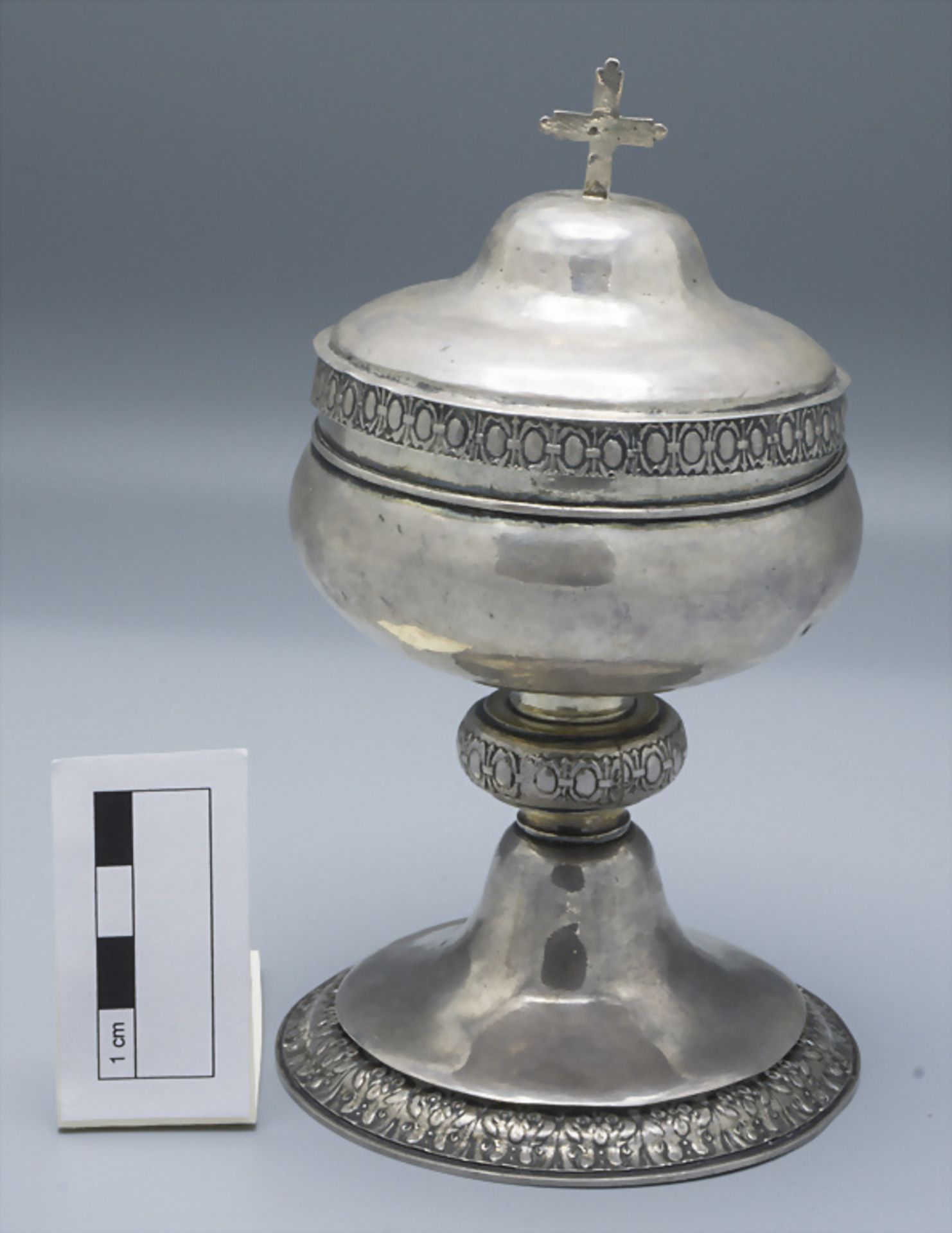 Ziborium / Ciboire en argent massif / A silver ciborium, um 1800 - Image 2 of 6