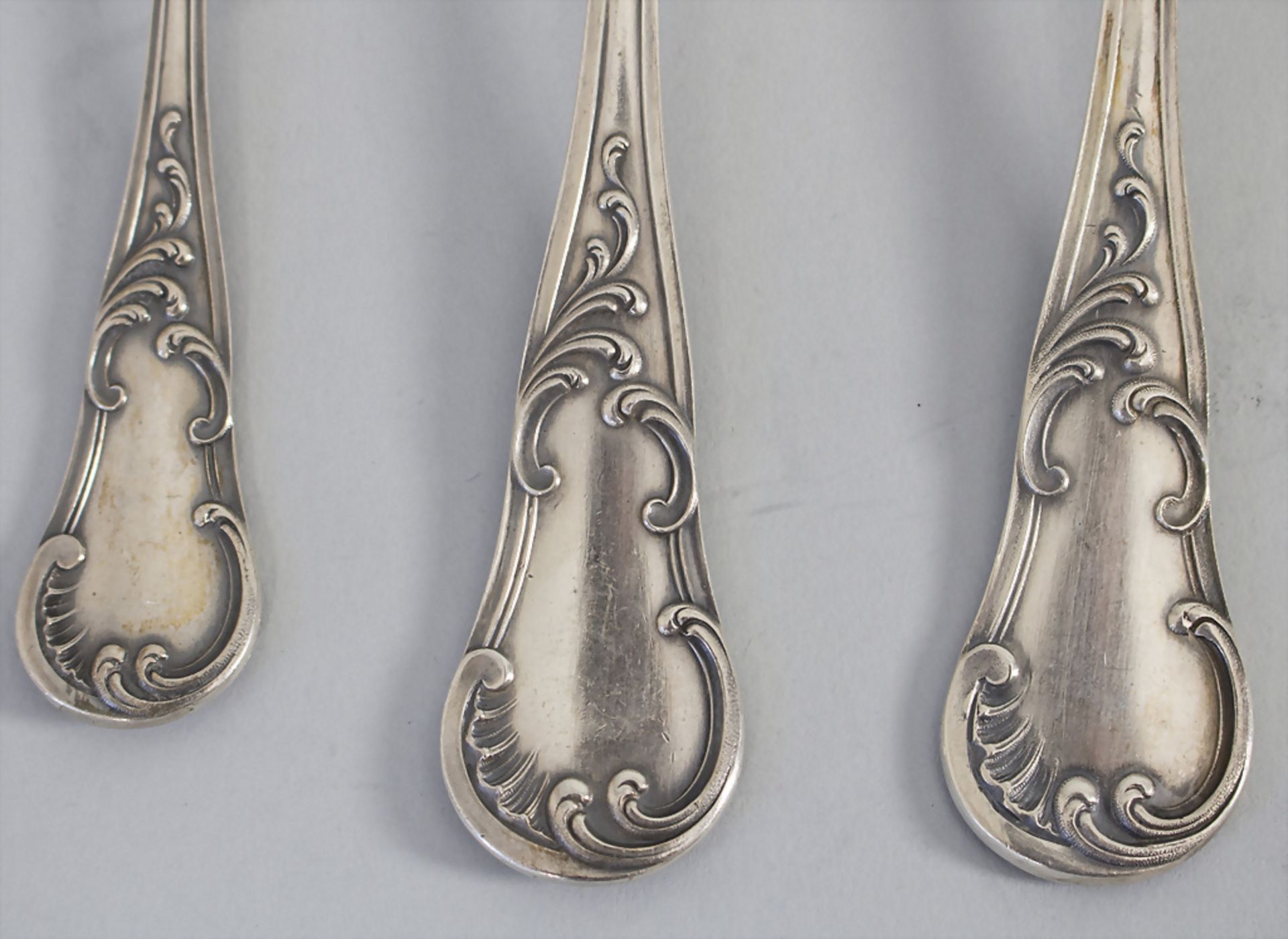 Silberbesteck 86 tlg. / A set of 86 silver cutlery, Pierre Queille, Paris, um 1860 - Bild 3 aus 5