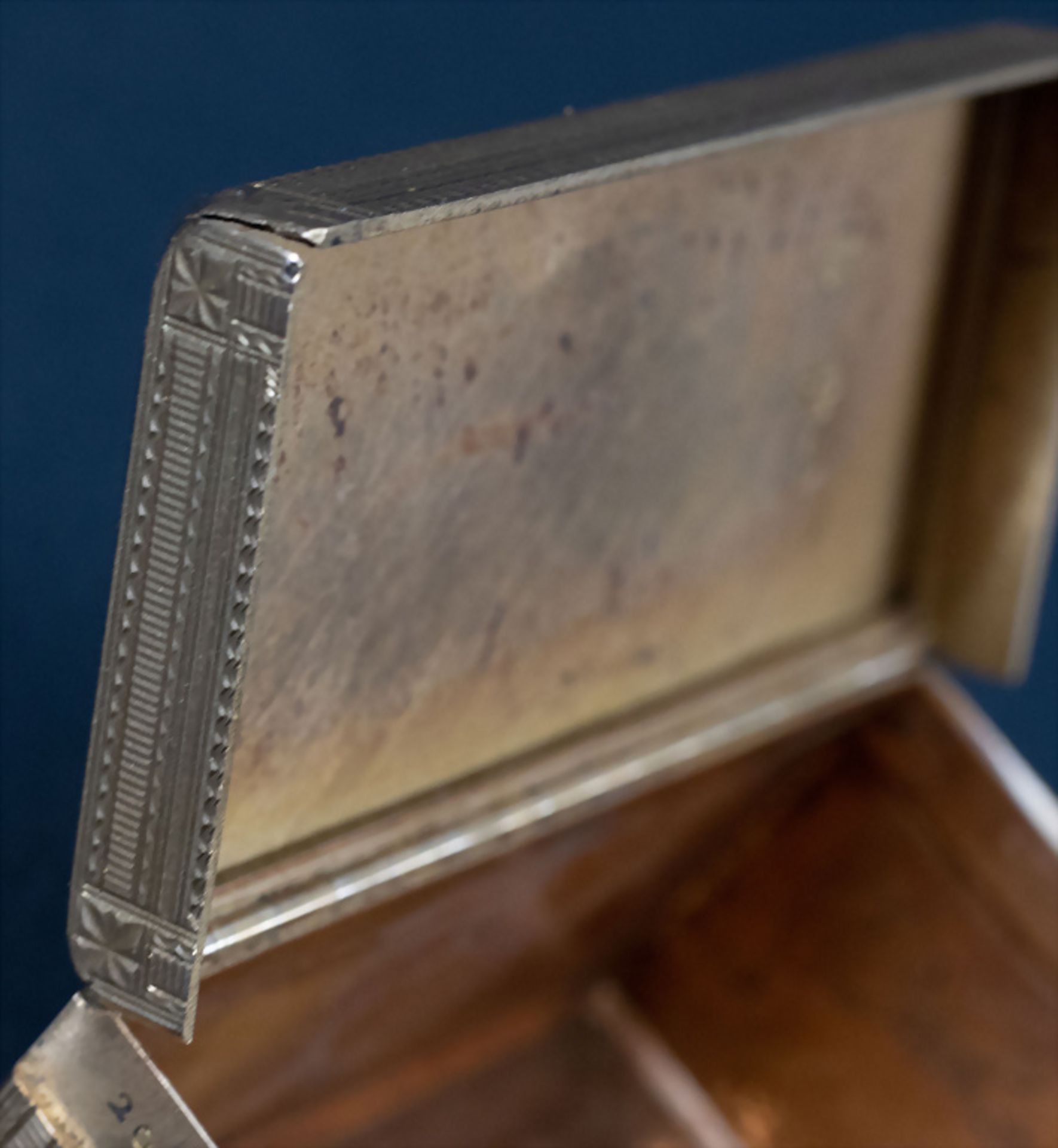 Gold Tabatiere / Schnupftabakdose / An 18 ct gold snuff box, Philippe Emanuel Garbe, Paris, 1768 - Bild 5 aus 5