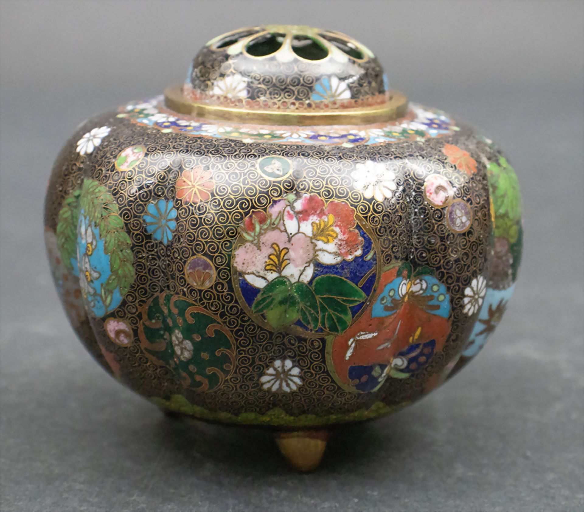 Cloisonné-Räuchergefäß / A cloisonné incense burner, Japan, Meiji-Periode - Bild 2 aus 6