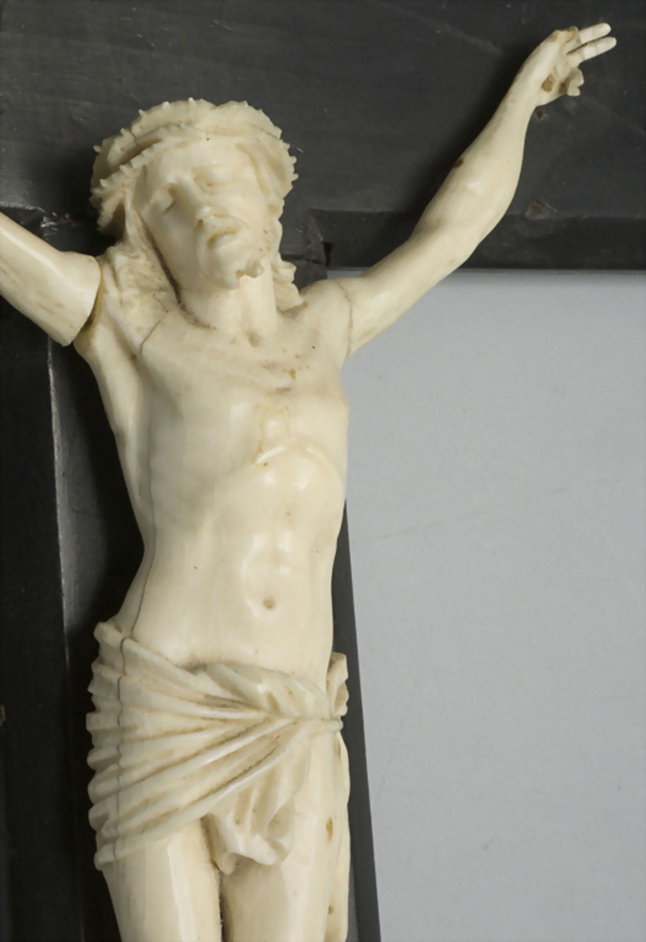 Kruzifix / A crucifix, Frankreich, 19. Jh. - Image 2 of 7
