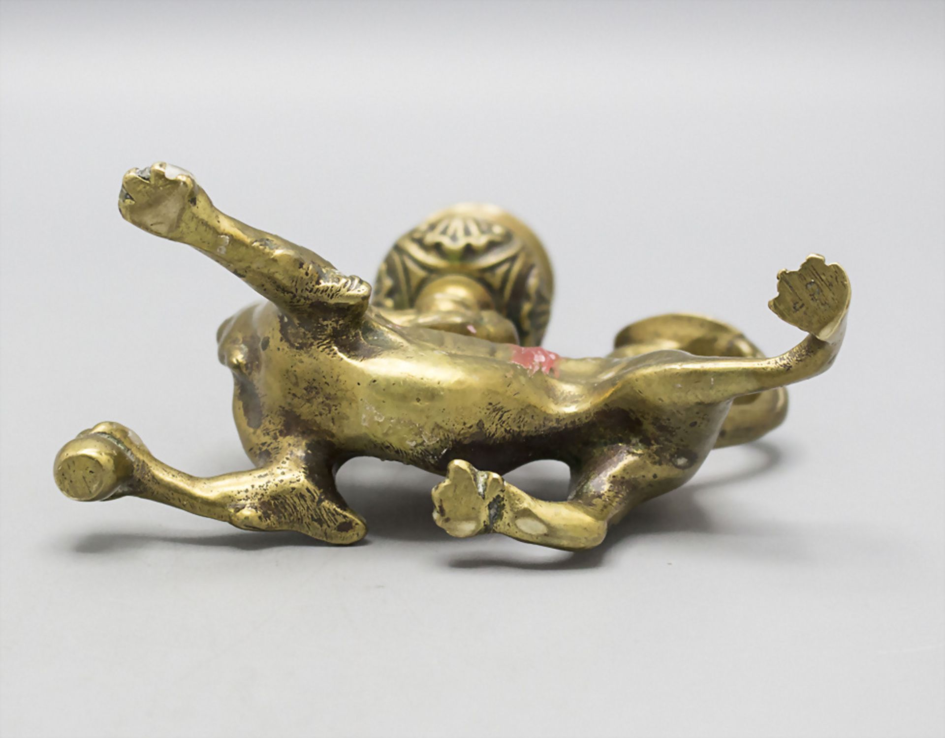 Bronzeleuchter 'Drache' / A bronze candle holder with a dragon, Frankreich, 19. Jh. - Image 5 of 5