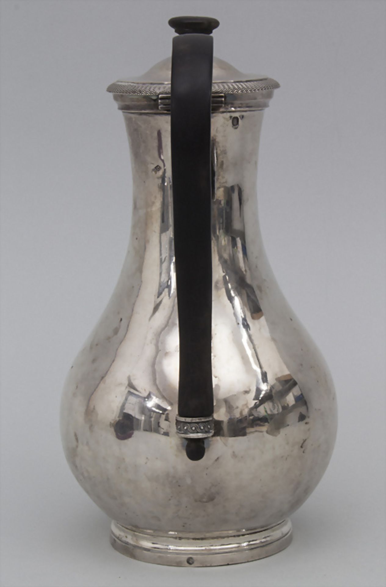 Empire Weinkrug / An Empire silver wine jug, Pierre-Jacques Meurice, Paris, nach 1819 - Image 4 of 9