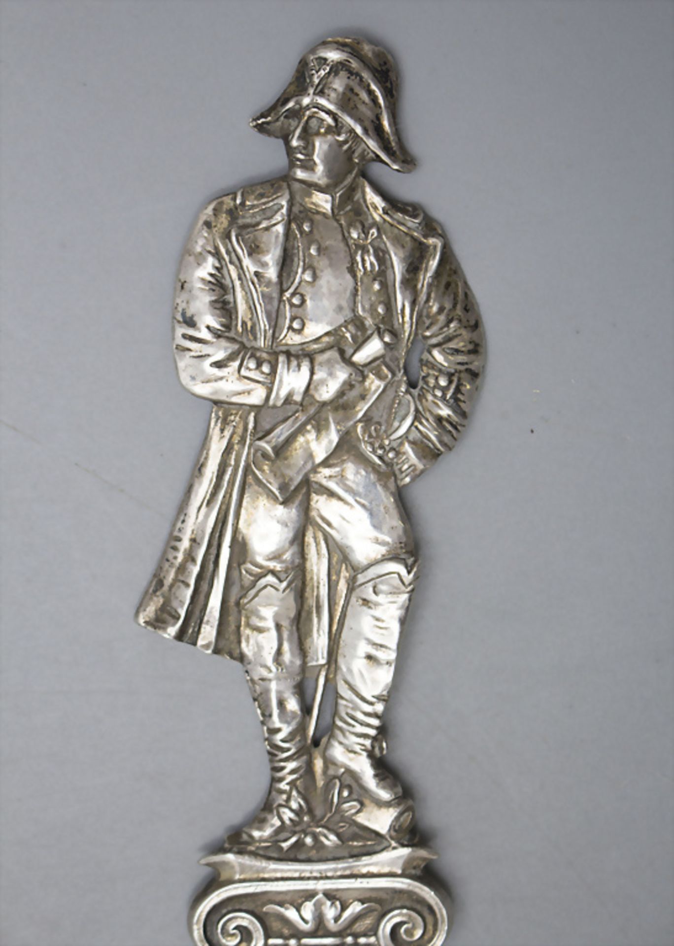 Zierlöffel mit Napoleon / A silver spoon with Napoleon, Frankreich, 19. Jh. - Bild 3 aus 5