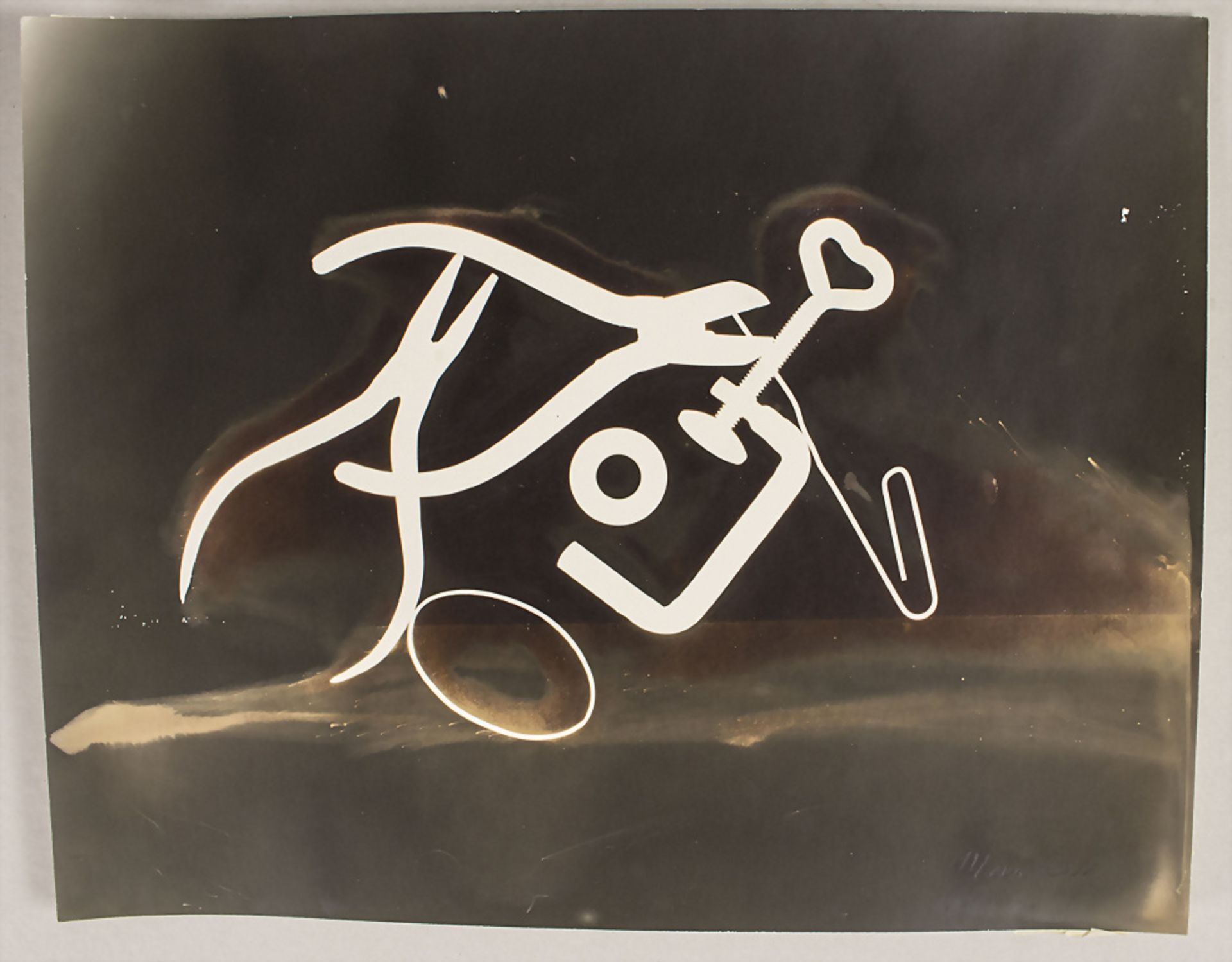 Man Ray (1890-1976), zugeschrieben, Rayograph 'Untitled', wohl 1920er Jahre