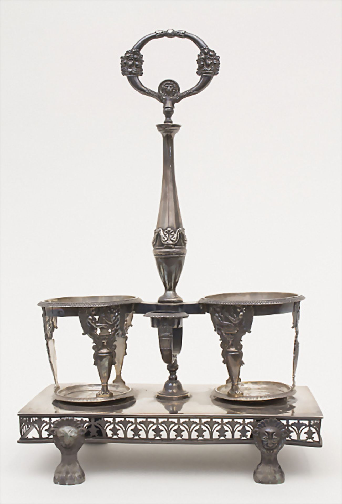 Empire-Menage / A silver cruet stand, Meister Jean-Pierre Bibron, Paris, 1803-1809 - Bild 3 aus 11