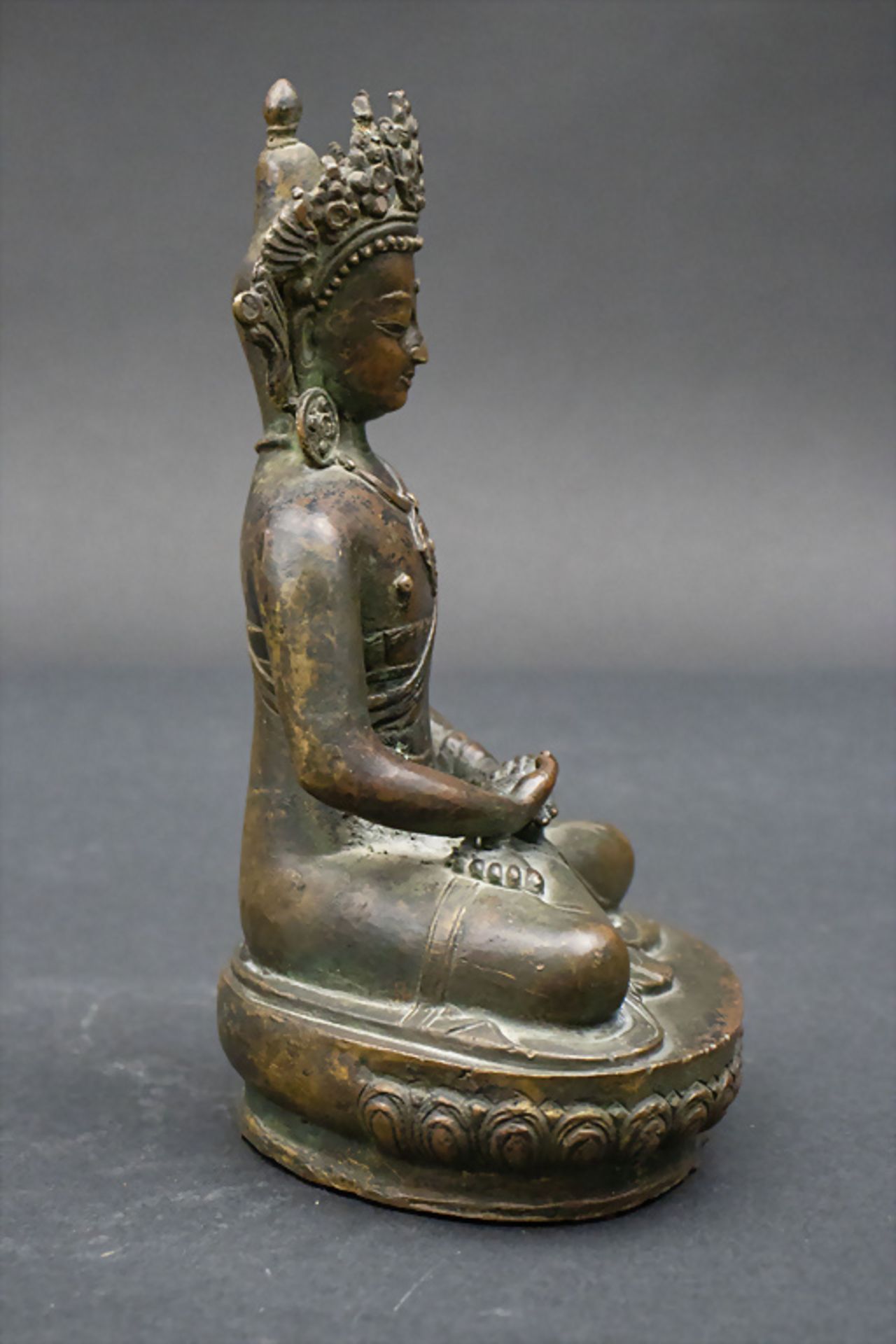 Buddha Amitáyus in Meditationshaltung auf Lotus, Tibet, 19. Jh. - Bild 4 aus 8