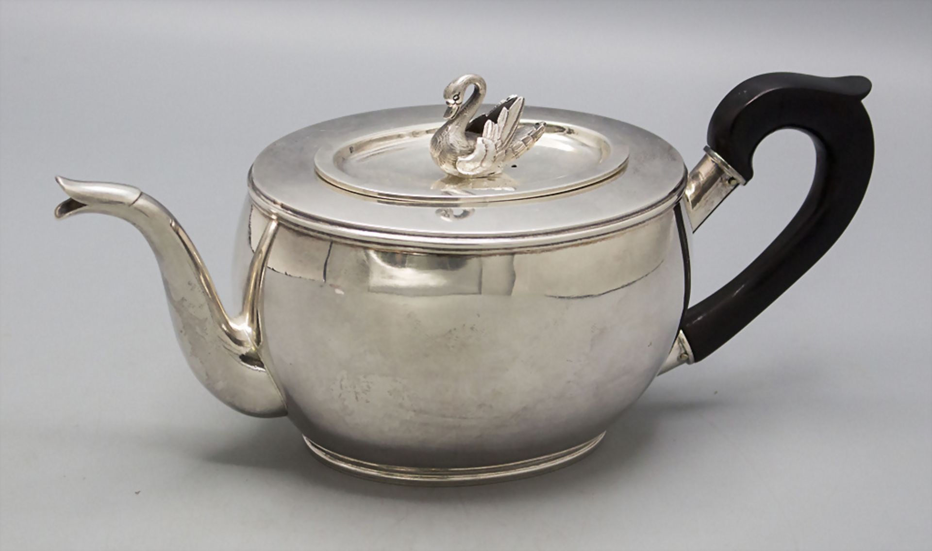 Empire Teekanne / A silver Empire tea pot, Louis Legay, Paris, um 1810