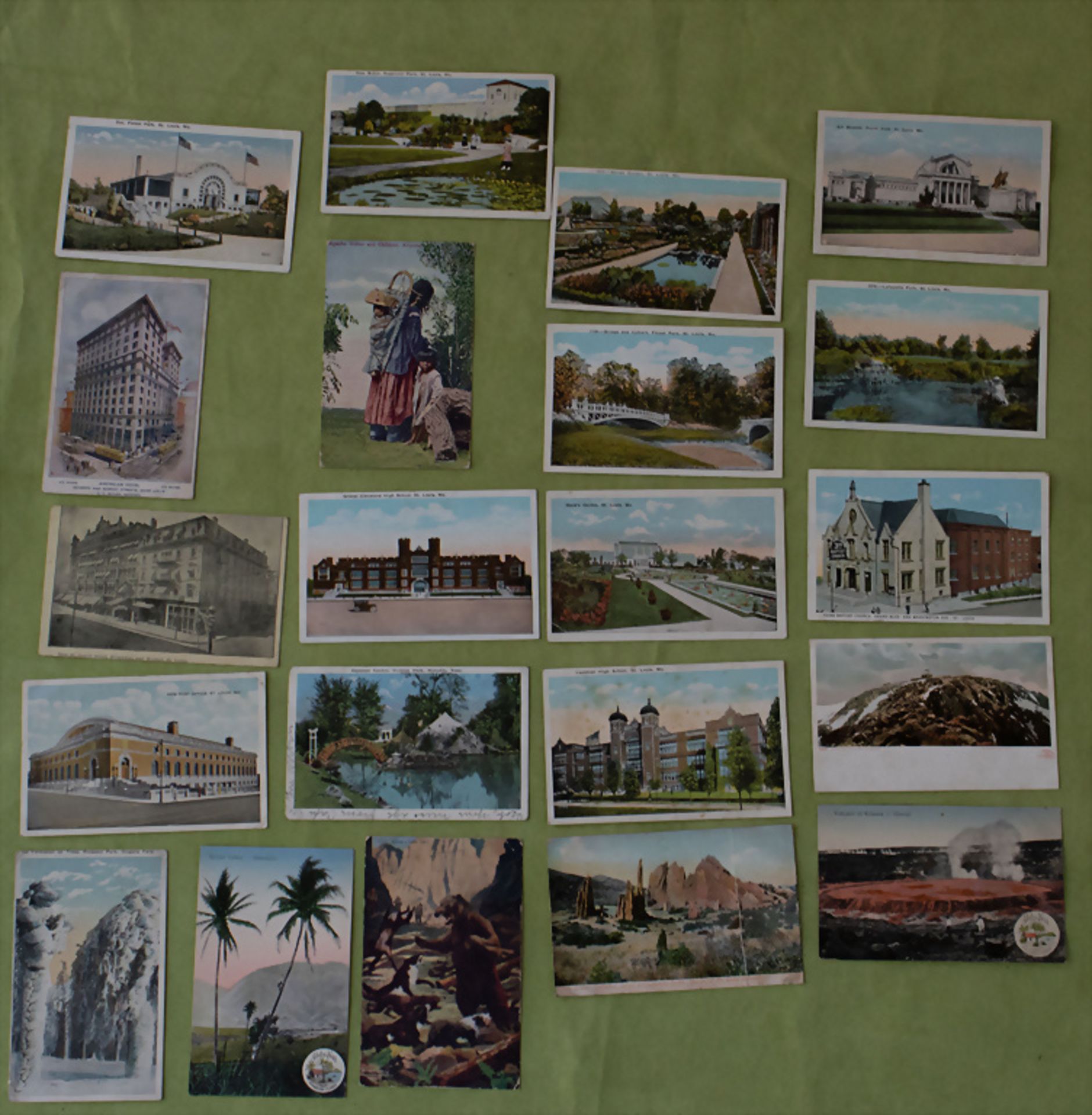 Sammlung 21 Ansichtskarten USA / A collection of 21 US postcards, um 1920