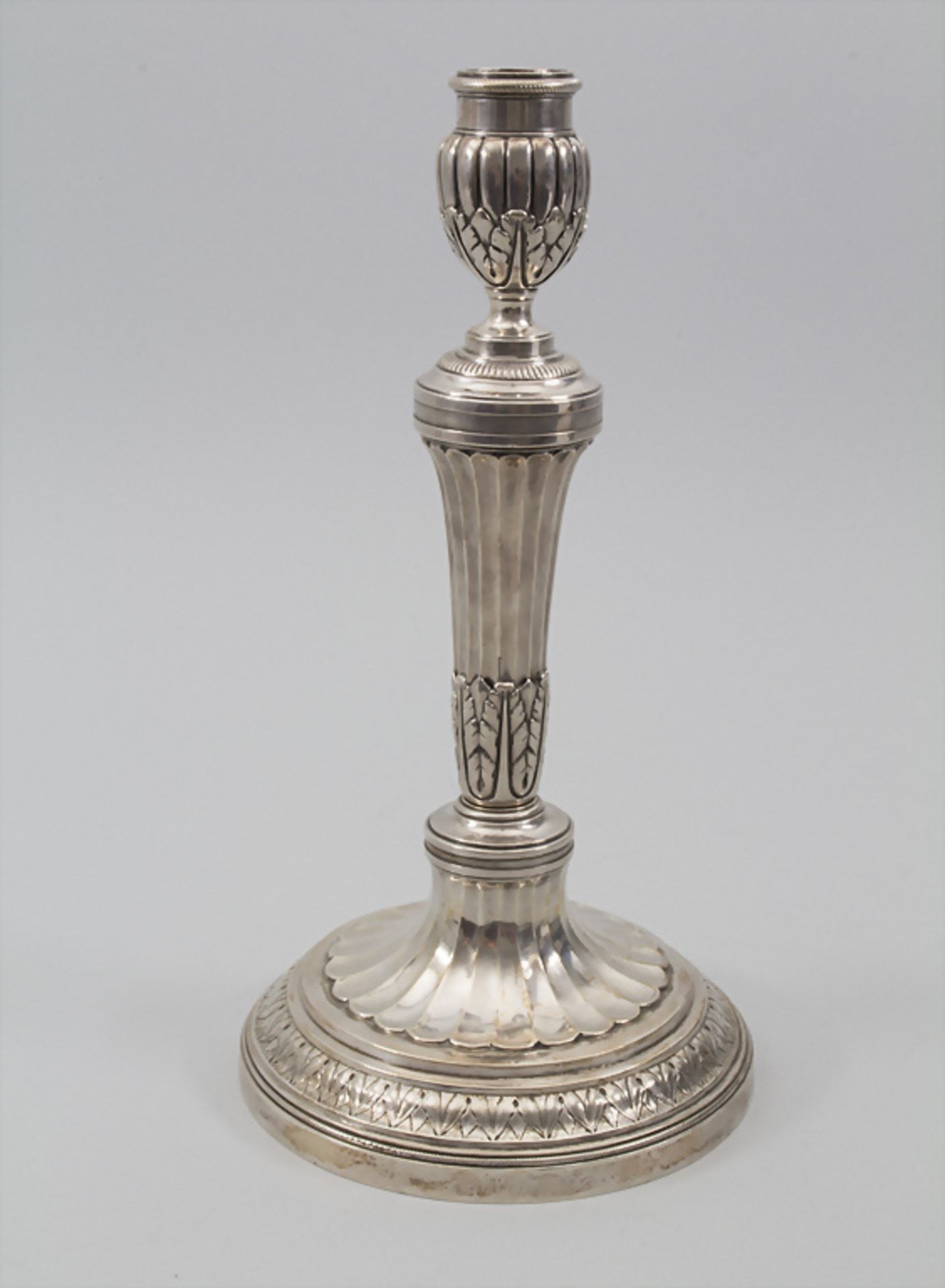 Paar Louis-Seize-Leuchter / A pair of silver candlesticks, Jean Francois Roumier, Paris, um 1788 - Image 3 of 18