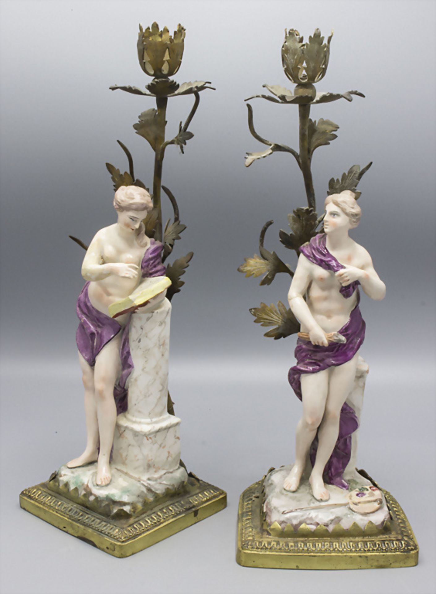 Zwei allegorische Figuren der schönen Künste mit Kerzenhaltern / Two allegorical figures of ...