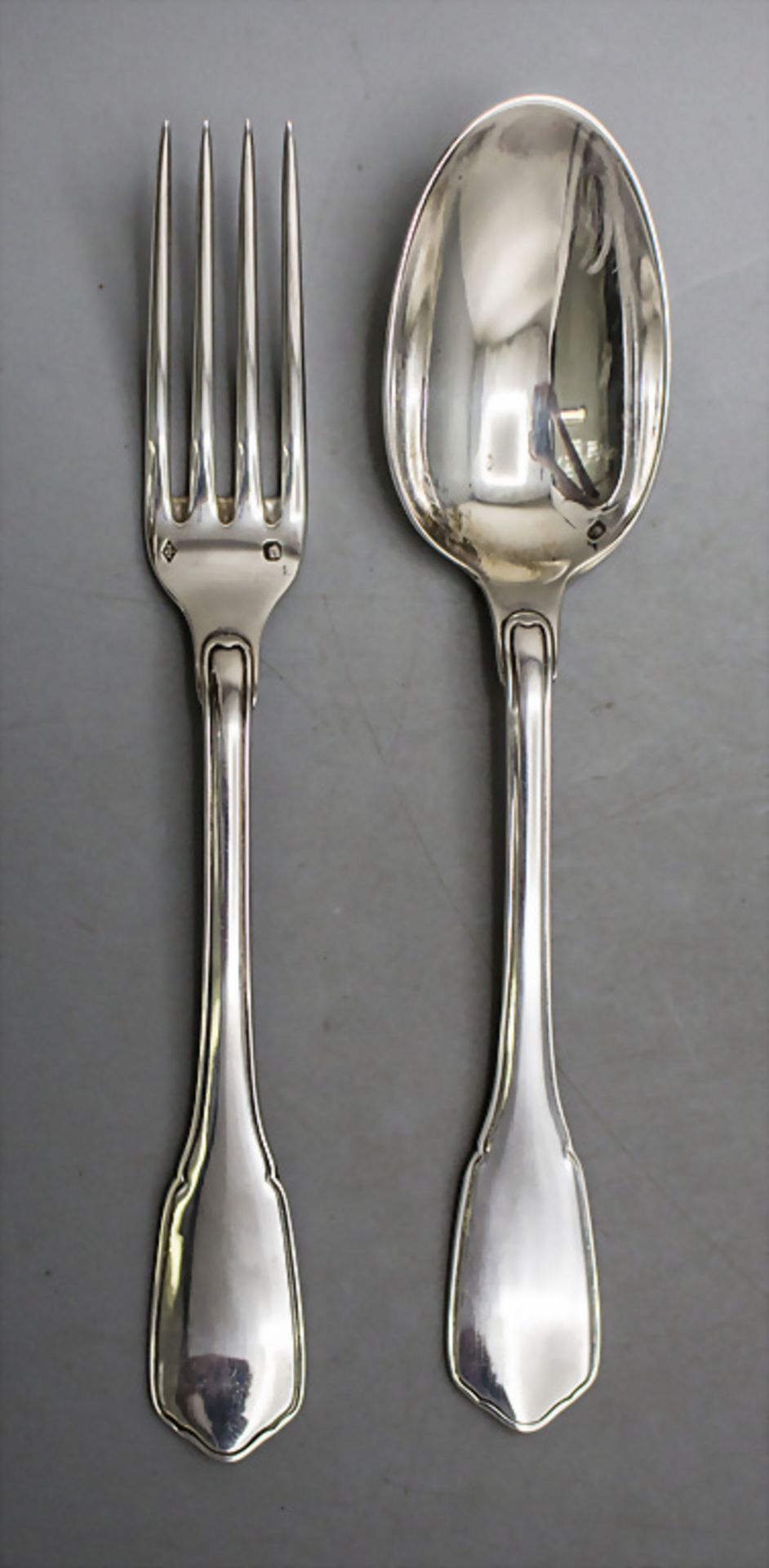 Art Déco Gabel und Löffel im Etui / An Art Déco silver fork and spoon in a box, Ernest Prost, ...