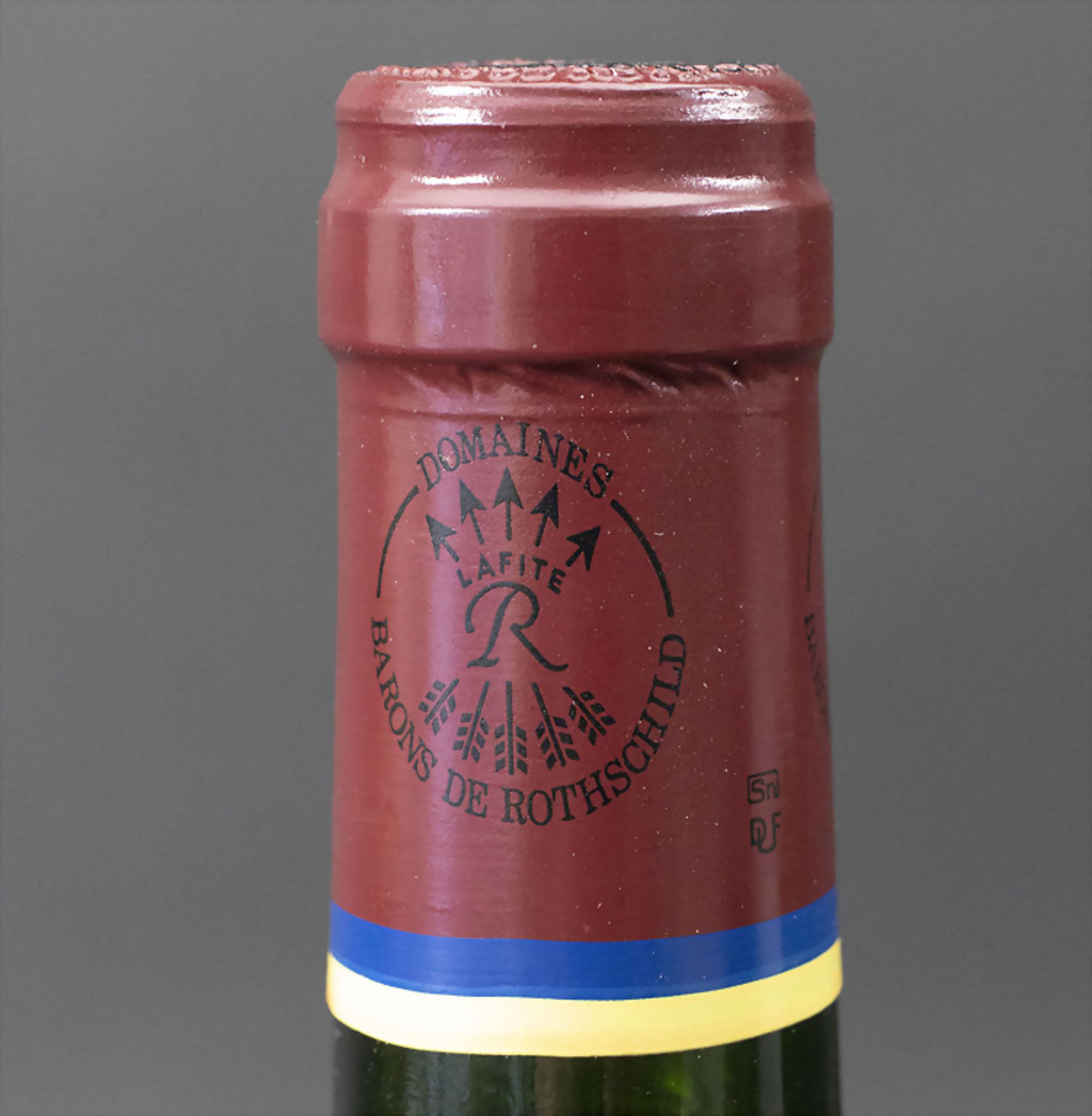 Flasche Rotwein / A bottle of red wine, Haut-Médoc, 1997 - Bild 3 aus 3
