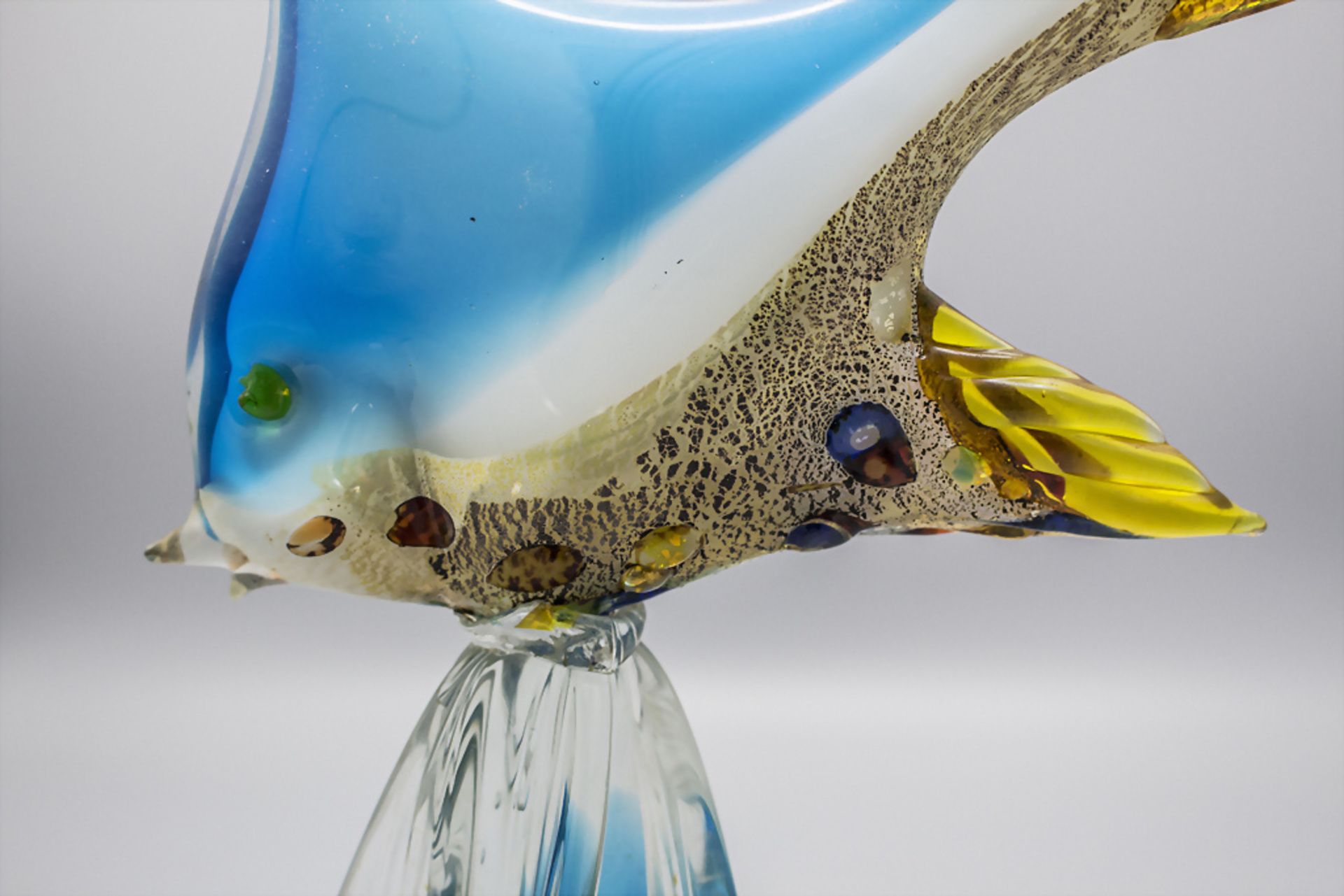 Fisch-Figur / A glass figure of a fish, Murano, Italien, 20. Jh. - Bild 3 aus 4