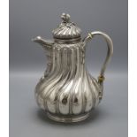 Große Teekanne / A large silver tea pot, Émile Hugo, Paris, nach 1853
