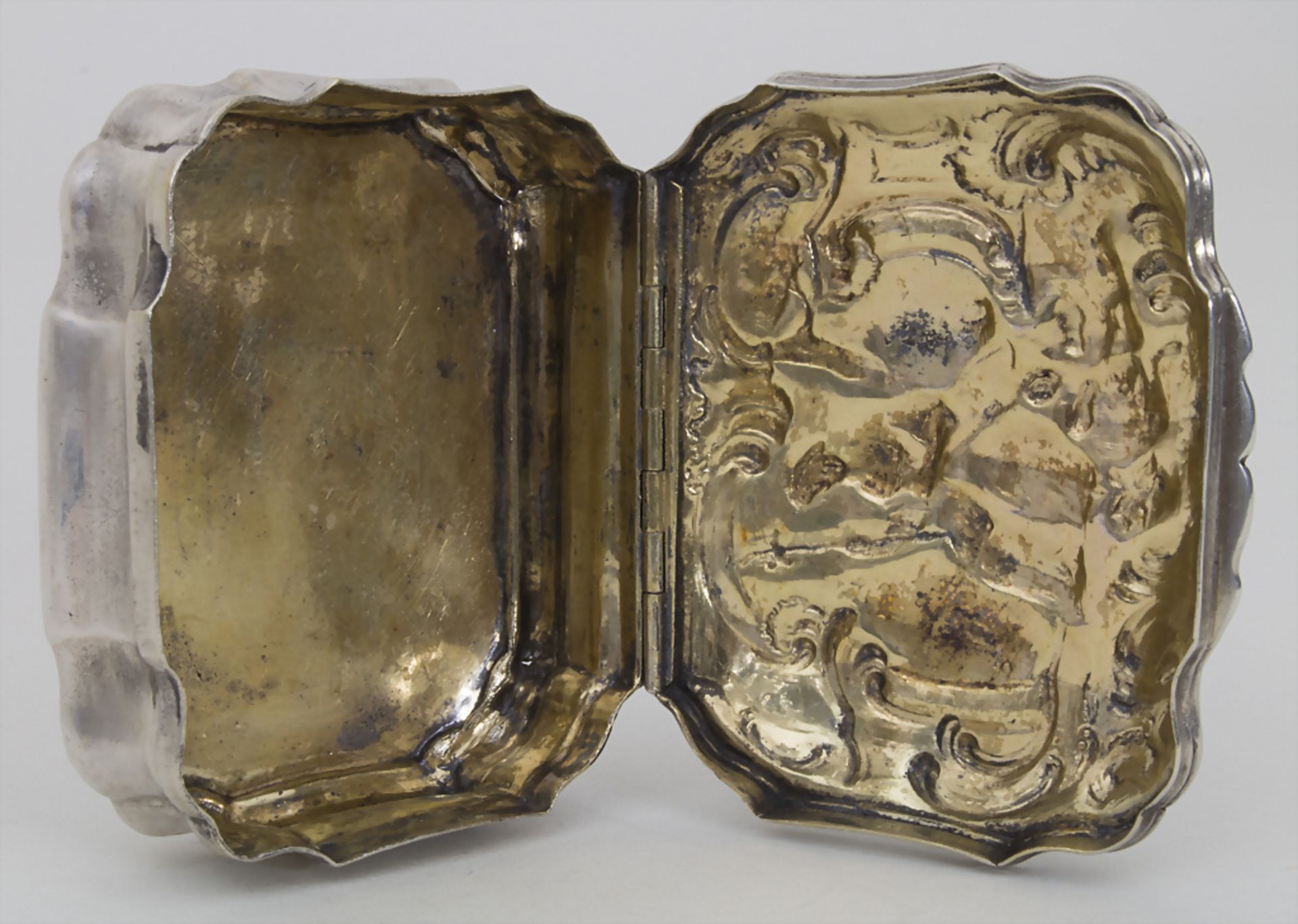 Rokoko Tabatiere / Schnupftabakdose / A silver Baroque snuffbox, deutsch, 18. Jh. - Bild 6 aus 8