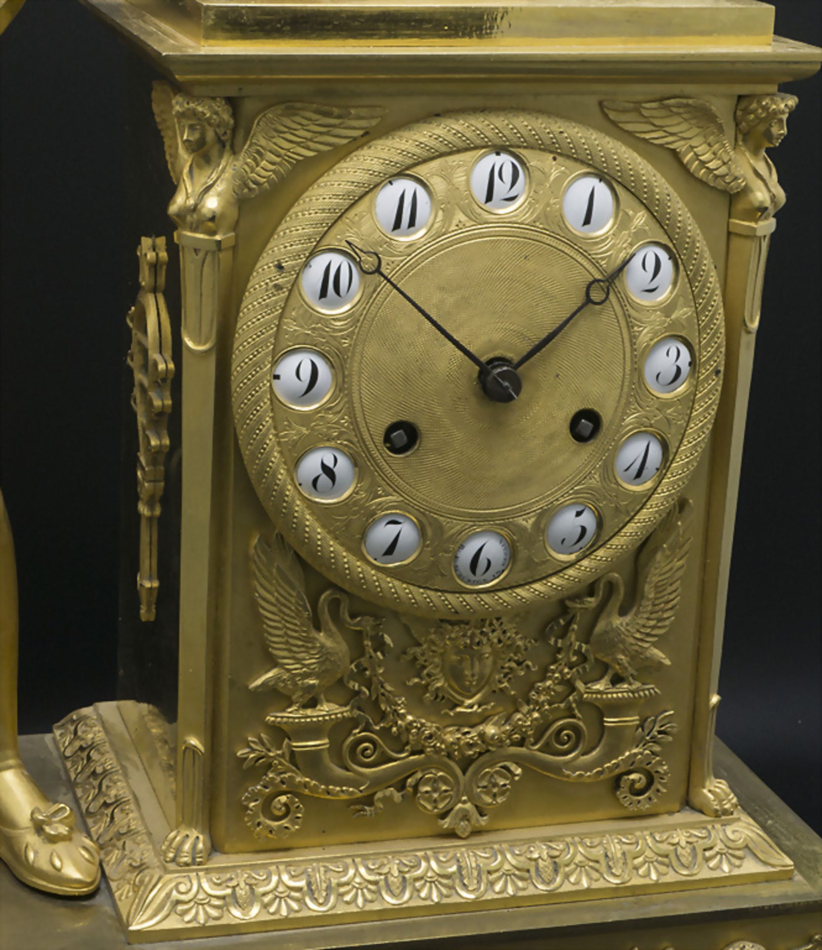 Bronze Pendule Époque Restauration / An ormolu mantel clock, Frankreich, um 1820 - Bild 3 aus 8