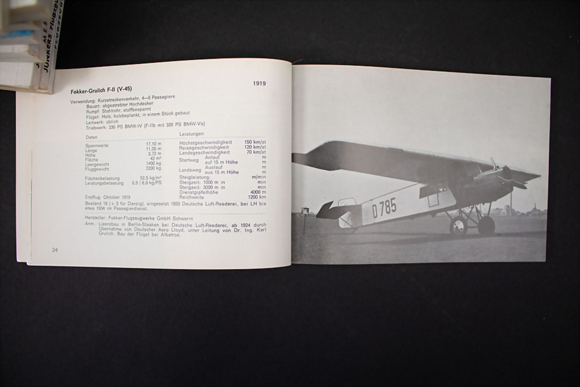 Sammlung von 11 Heften 'Der Flieger', Luftfahrt-Verlag Walter Zuerl - Image 3 of 3
