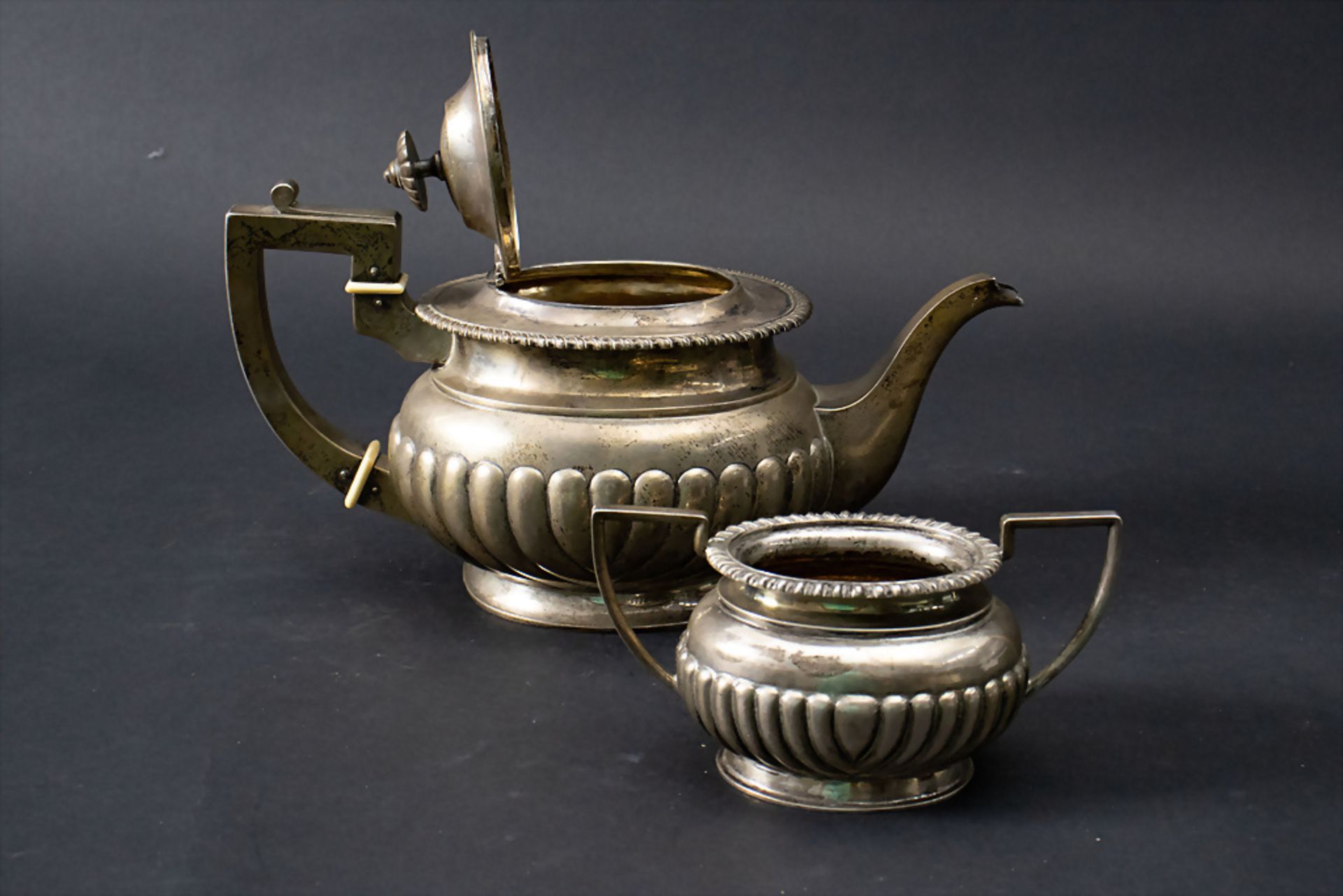 4-teiliger Kaffee- und Teekern / A 4-part silver tea and coffee set, 20. Jh. - Image 5 of 13