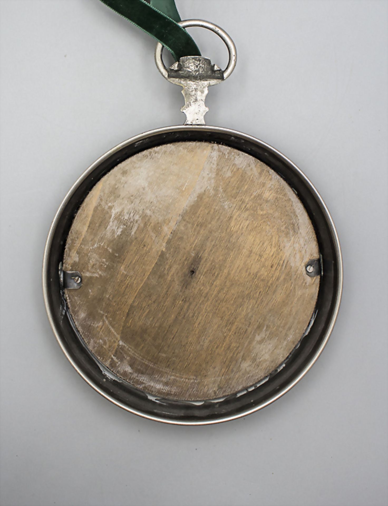 Wandspiegel in Form einer Taschenuhr / A wall mirror in the shape of a pocketwatch, ... - Image 4 of 4