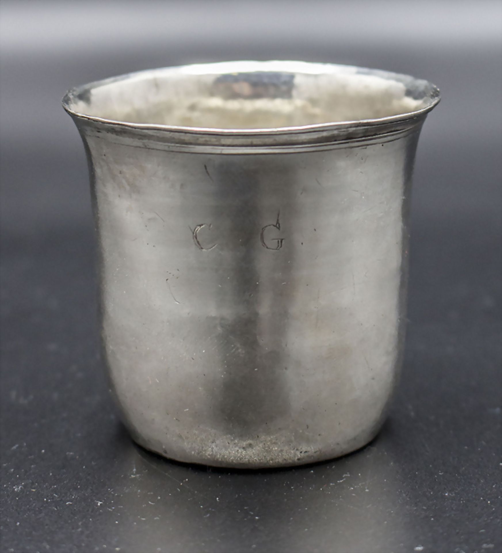Faustbecher / A silver beaker / Une timbale en argent, Châlons-en-Champagne (Reims), Anfang 18. Jh.