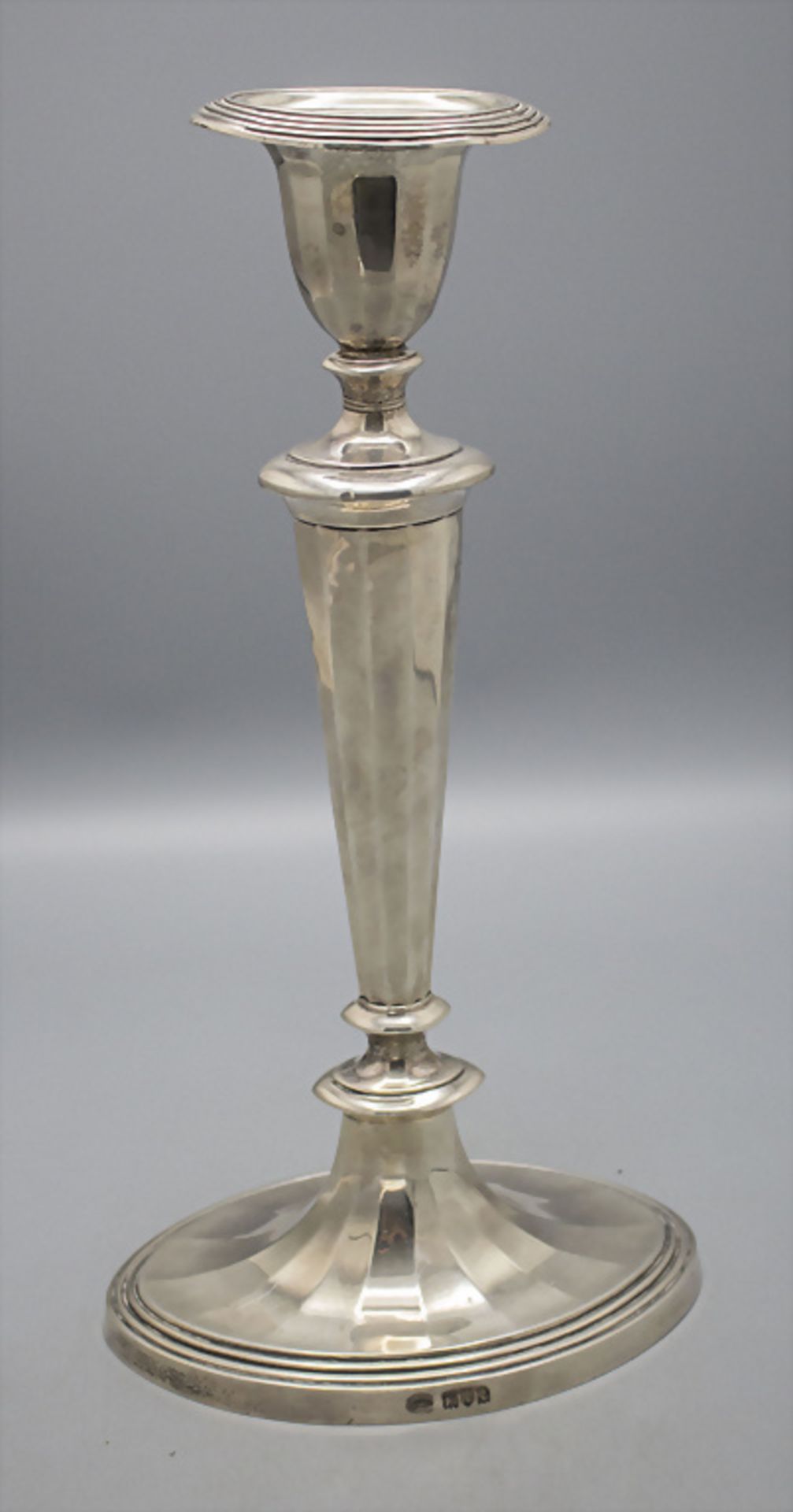 Paar Kerzenleuchter / A pair of silver candlesticks, Hamilton & Co., London, 1914 - Image 2 of 4