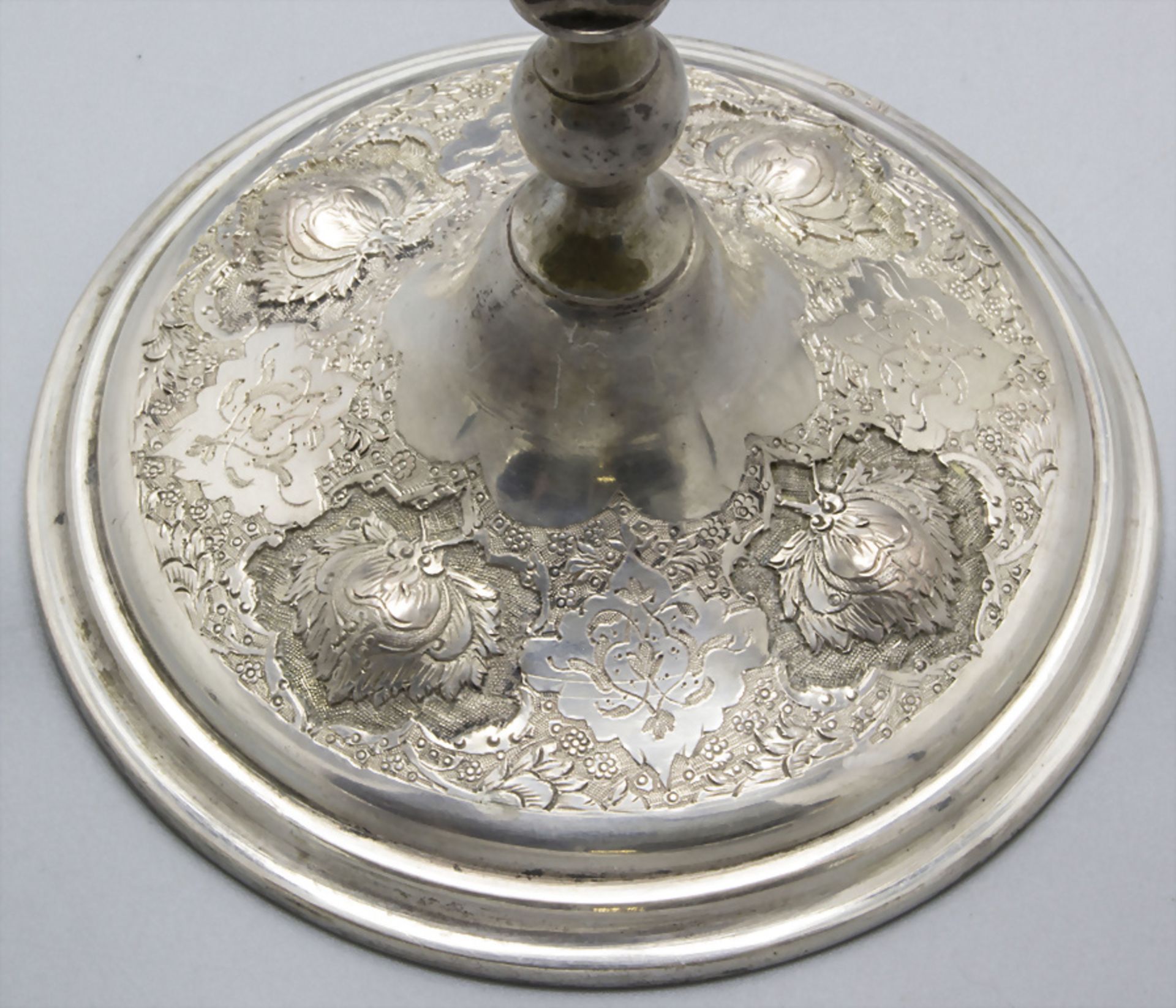 Paar Kerzenleuchter / A pair of Oriental silver candlesticks, Orient, um 1900 - Image 3 of 7