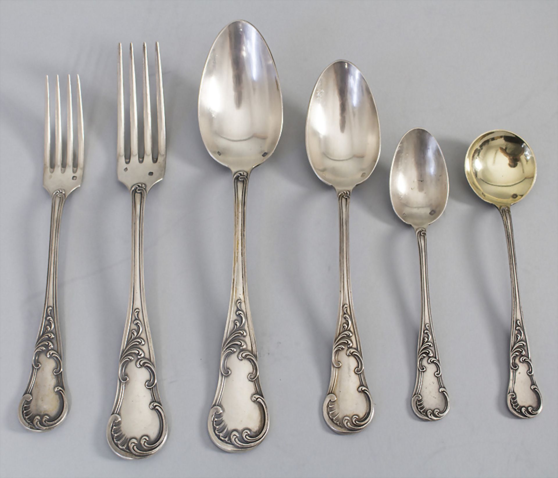Silberbesteck 86 tlg. / A set of 86 silver cutlery, Pierre Queille, Paris, um 1860 - Bild 2 aus 5