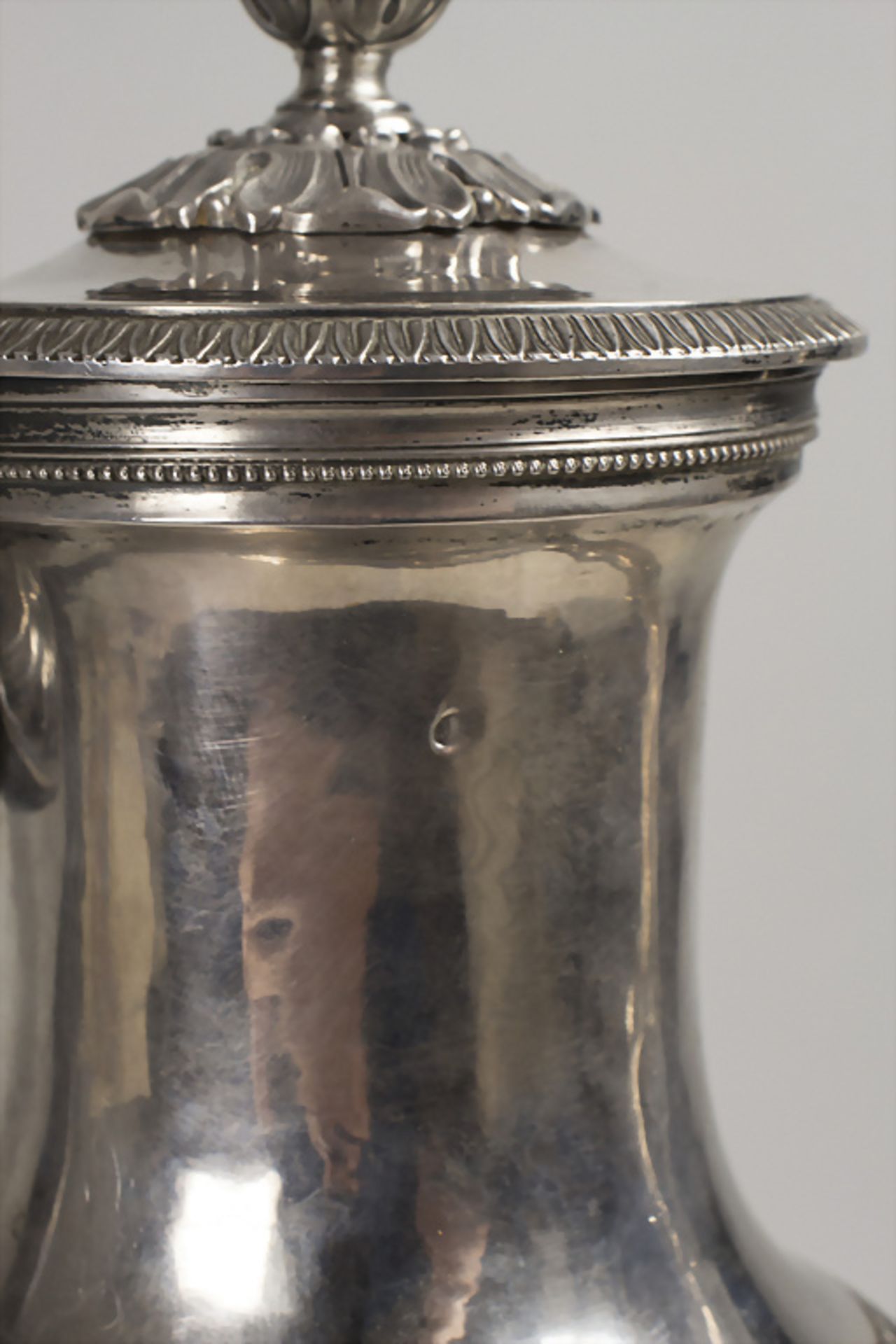 Große Kaffeekanne / A large silver coffee pot, J.A. Brun, Lyon, 1832-1838 - Image 7 of 9