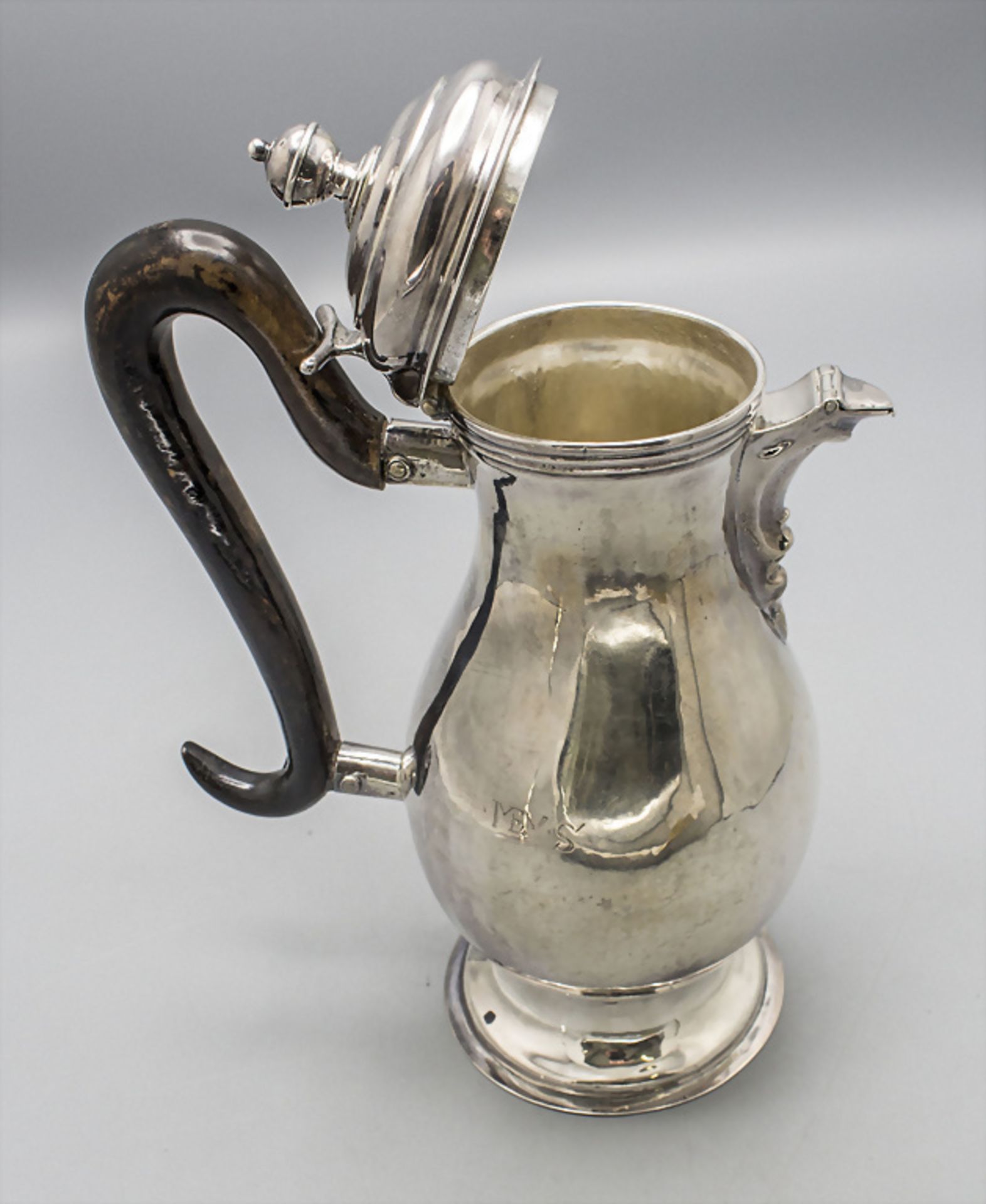 Barock Kaffeekanne / A Baroque silver coffee pot, Jac. Wilh. Kolb, Augsburg, 1768-1782 - Image 4 of 5